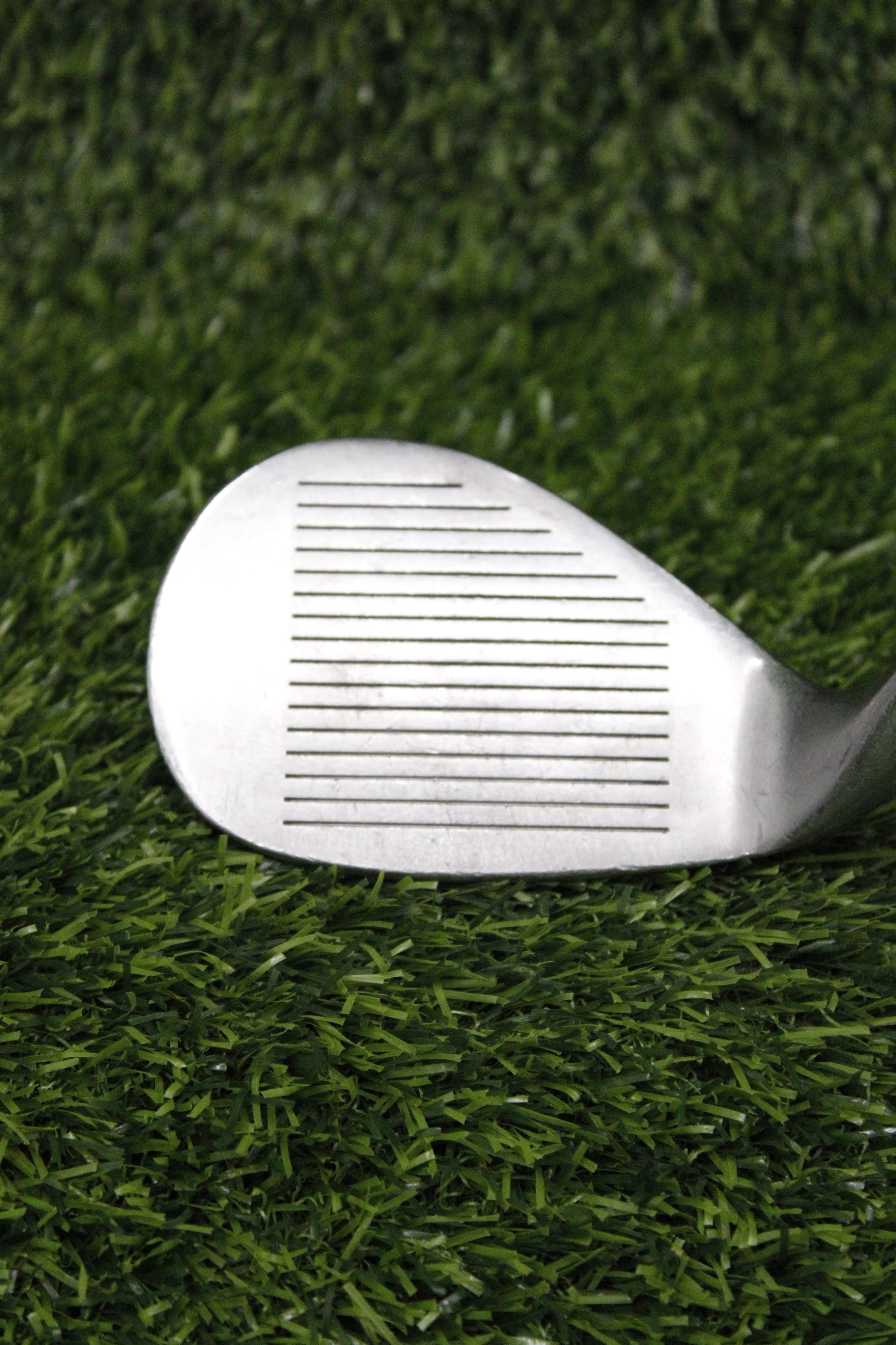 XE1 The Ultimate Sandwedge 65° LW Wedge Flex 35"