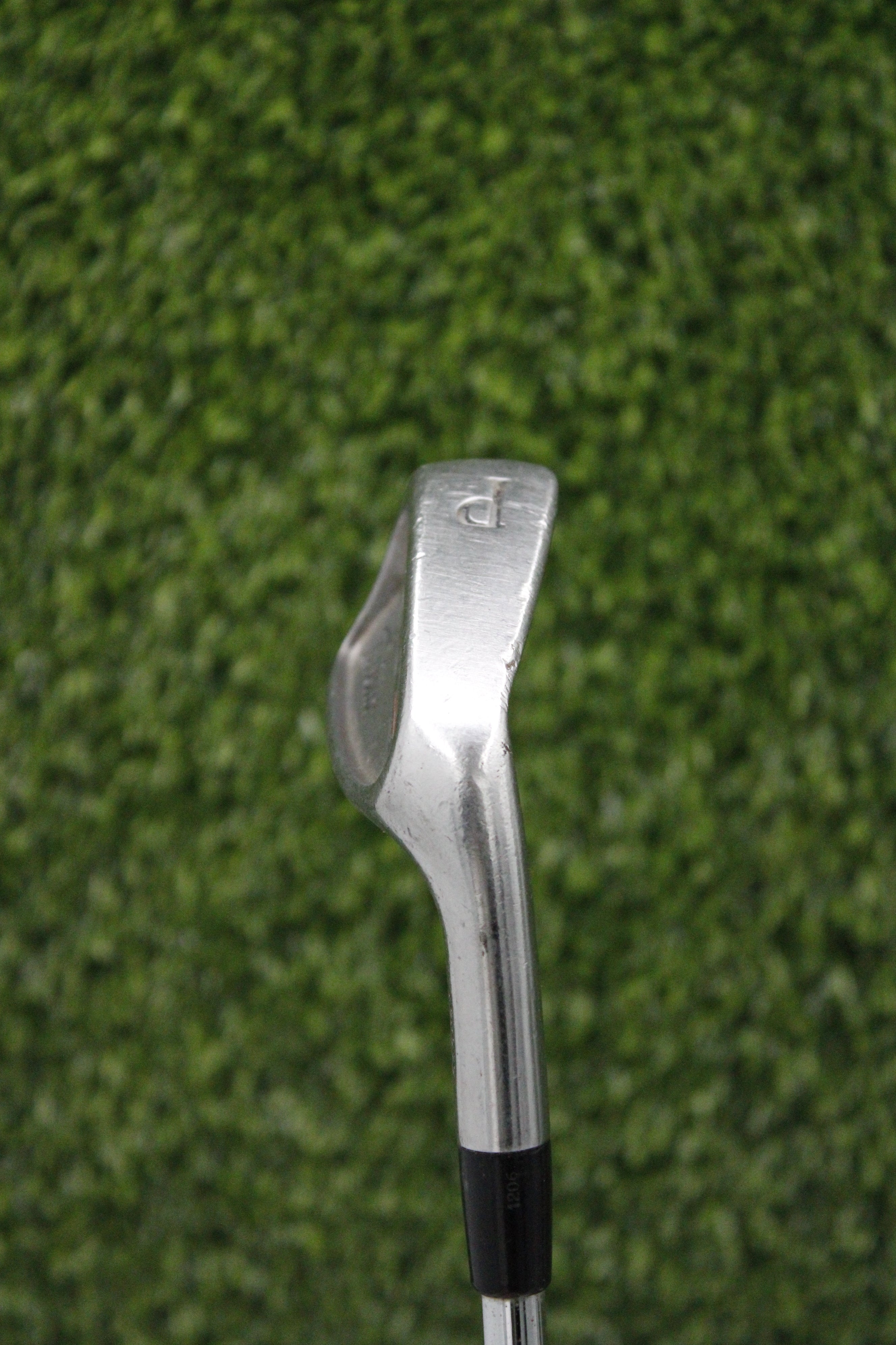 Titleist 755 CB PW R Flex 36"