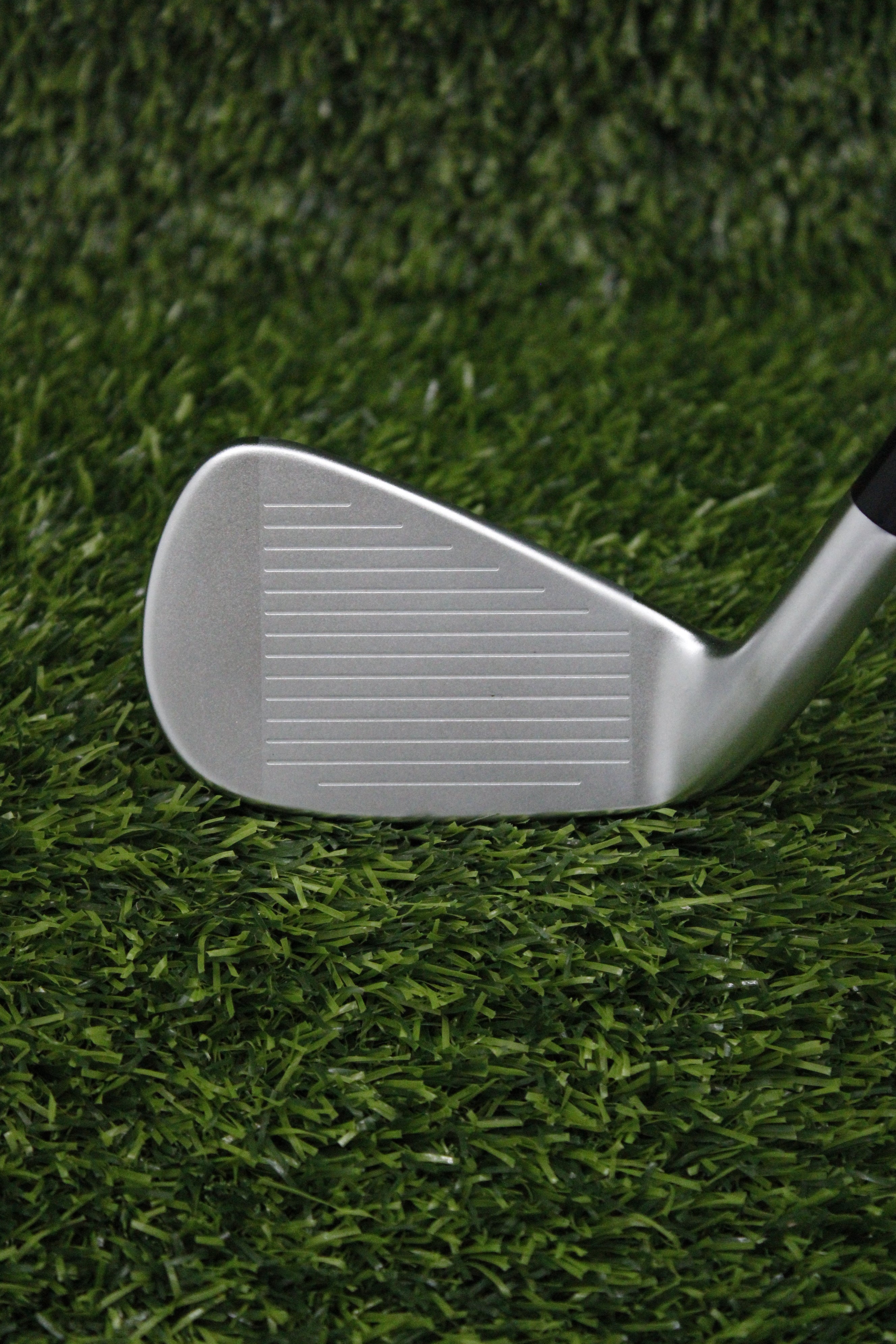 TaylorMade R9 6 Iron R Flex 37.5"