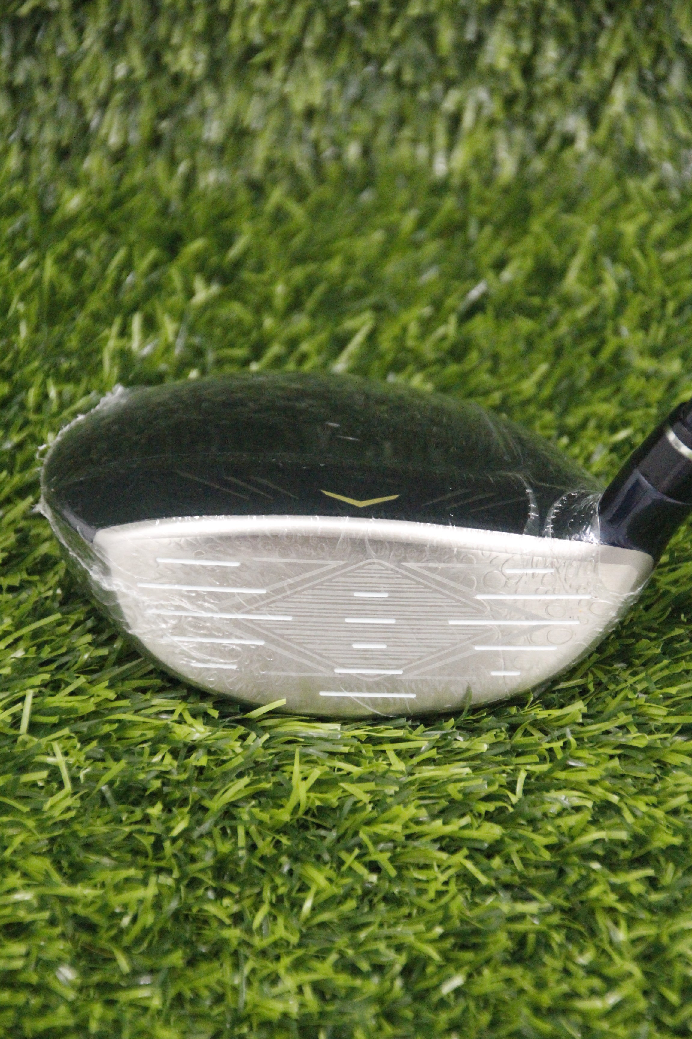 NEW XXIO 12 20° 7 Wood R Flex 41.75" w/ HC