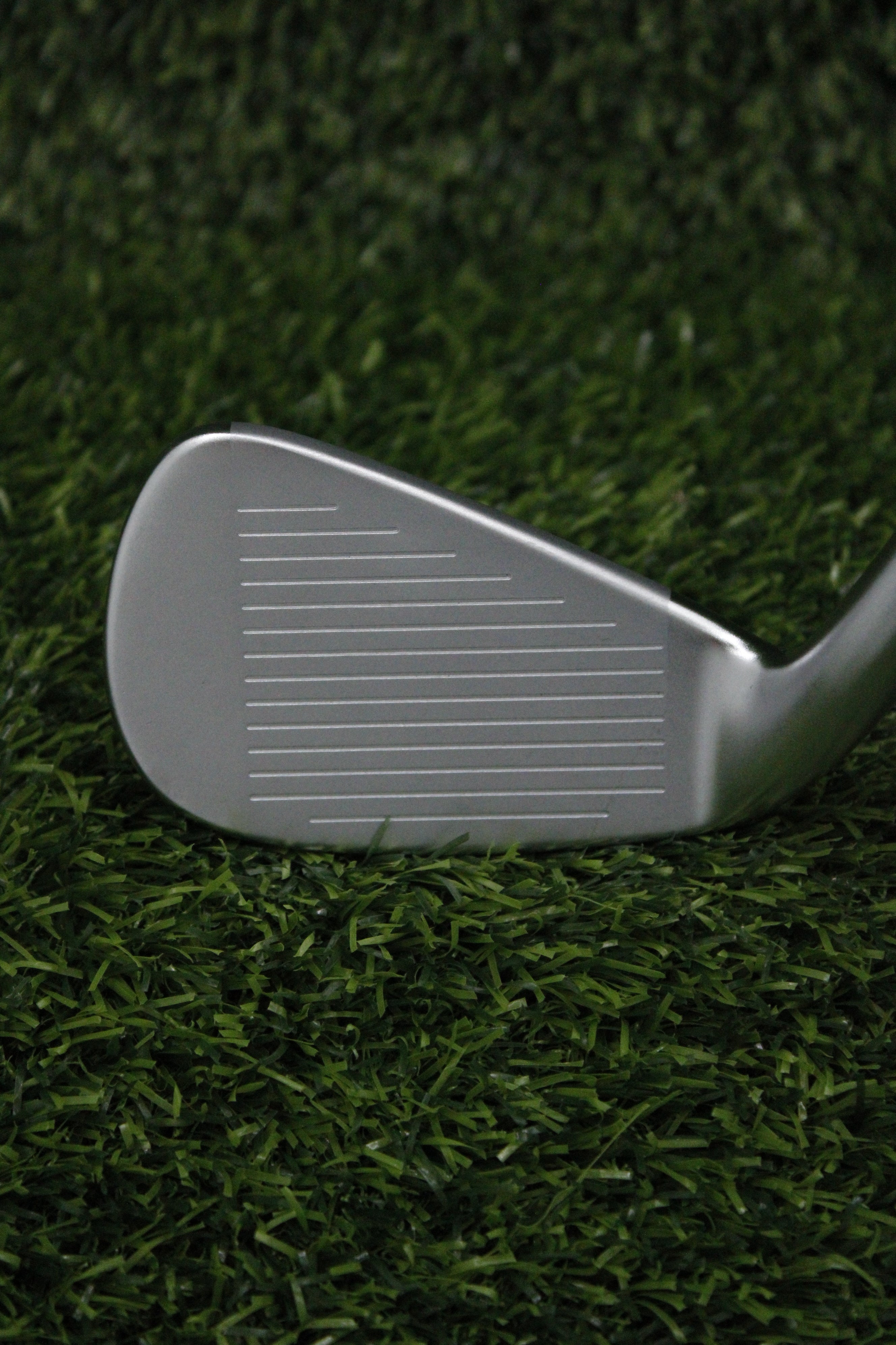 TaylorMade R9 6 Iron R Flex 37.5"