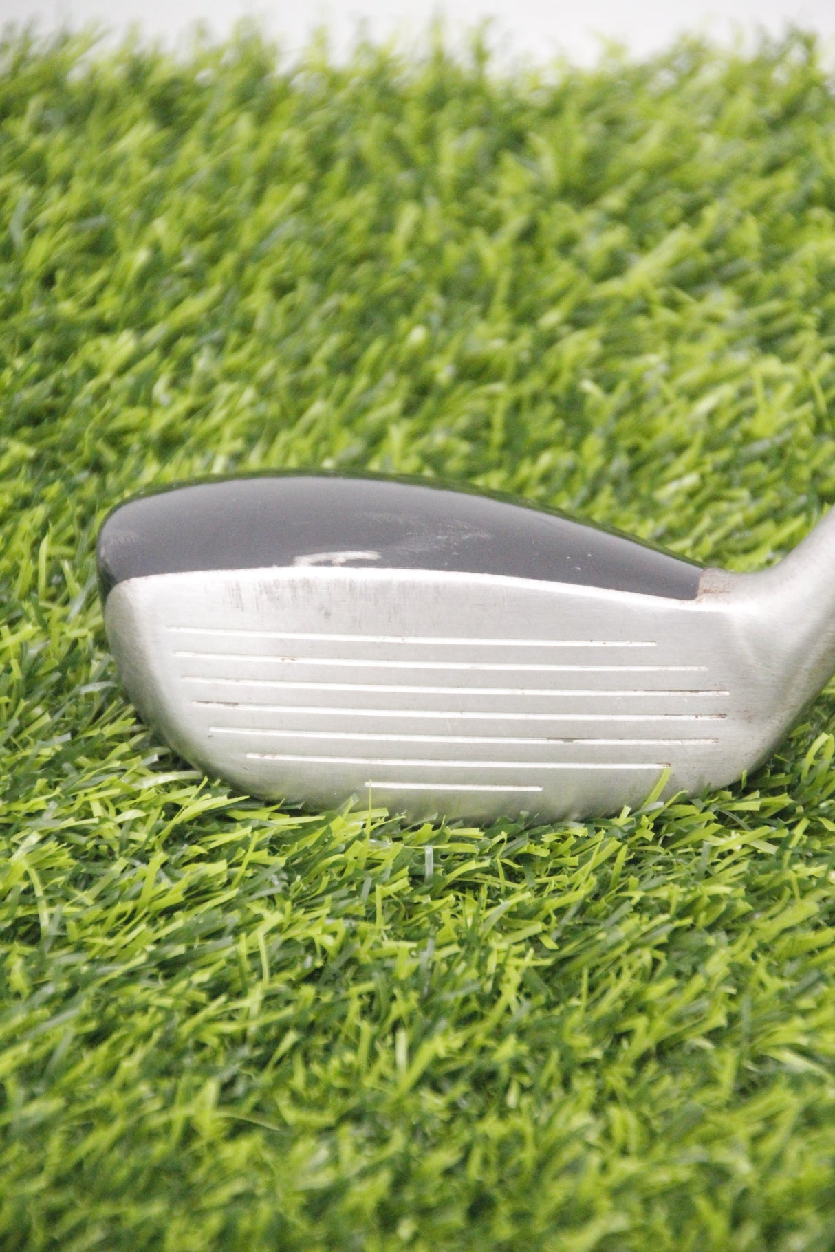 Titleist 585.H 19° 3 Hybrid S Flex 40.75"