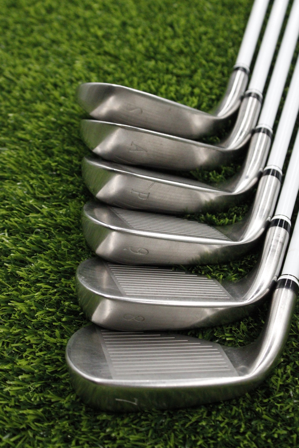 WOMEN XXIO 14 Ladies Iron Set 7-PW AW SW L Flex 36"