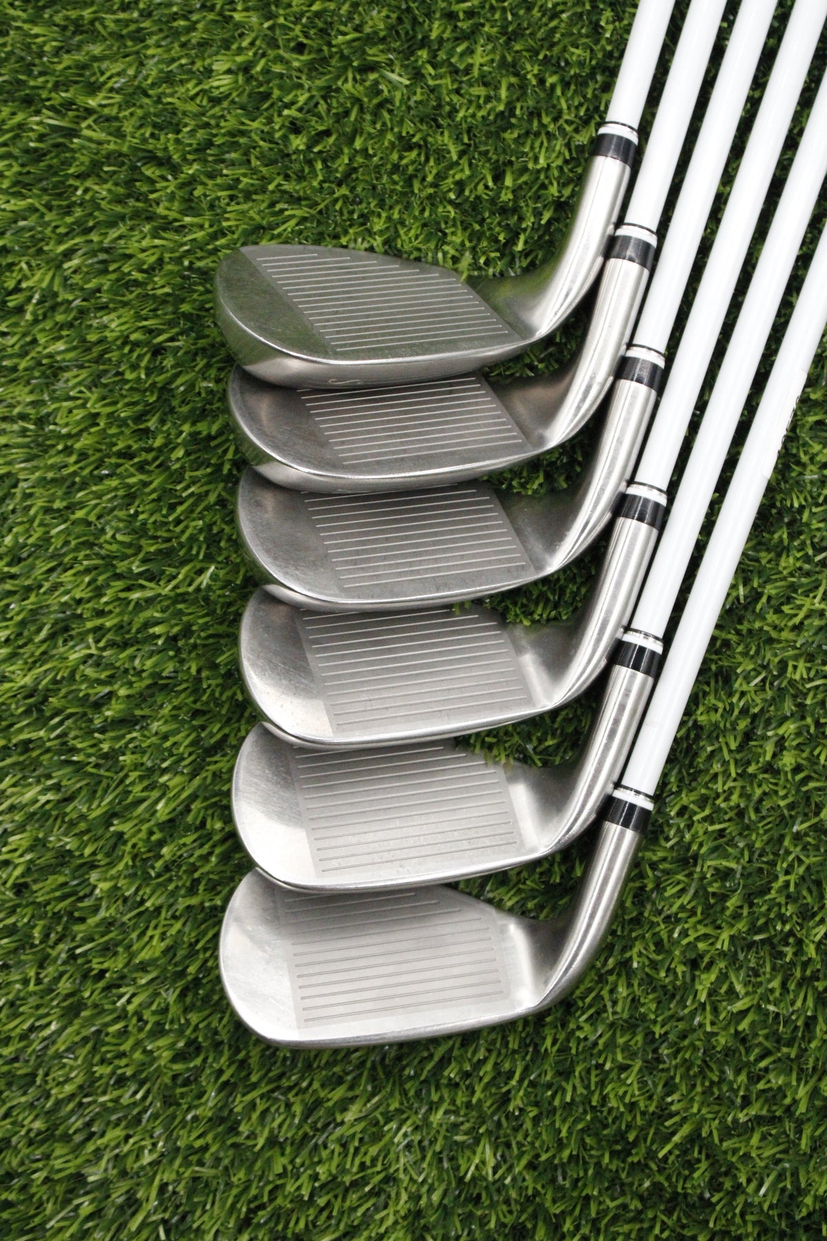 WOMEN XXIO 14 Ladies Iron Set 7-PW AW SW L Flex 36"