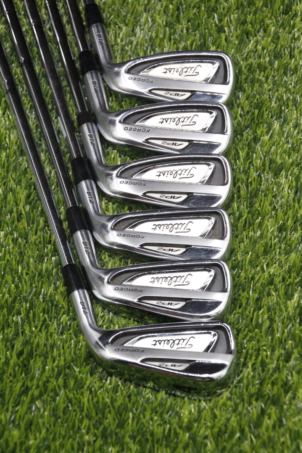 Titleist 714 AP2 Iron Set 4i 6-PW XS Flex Std