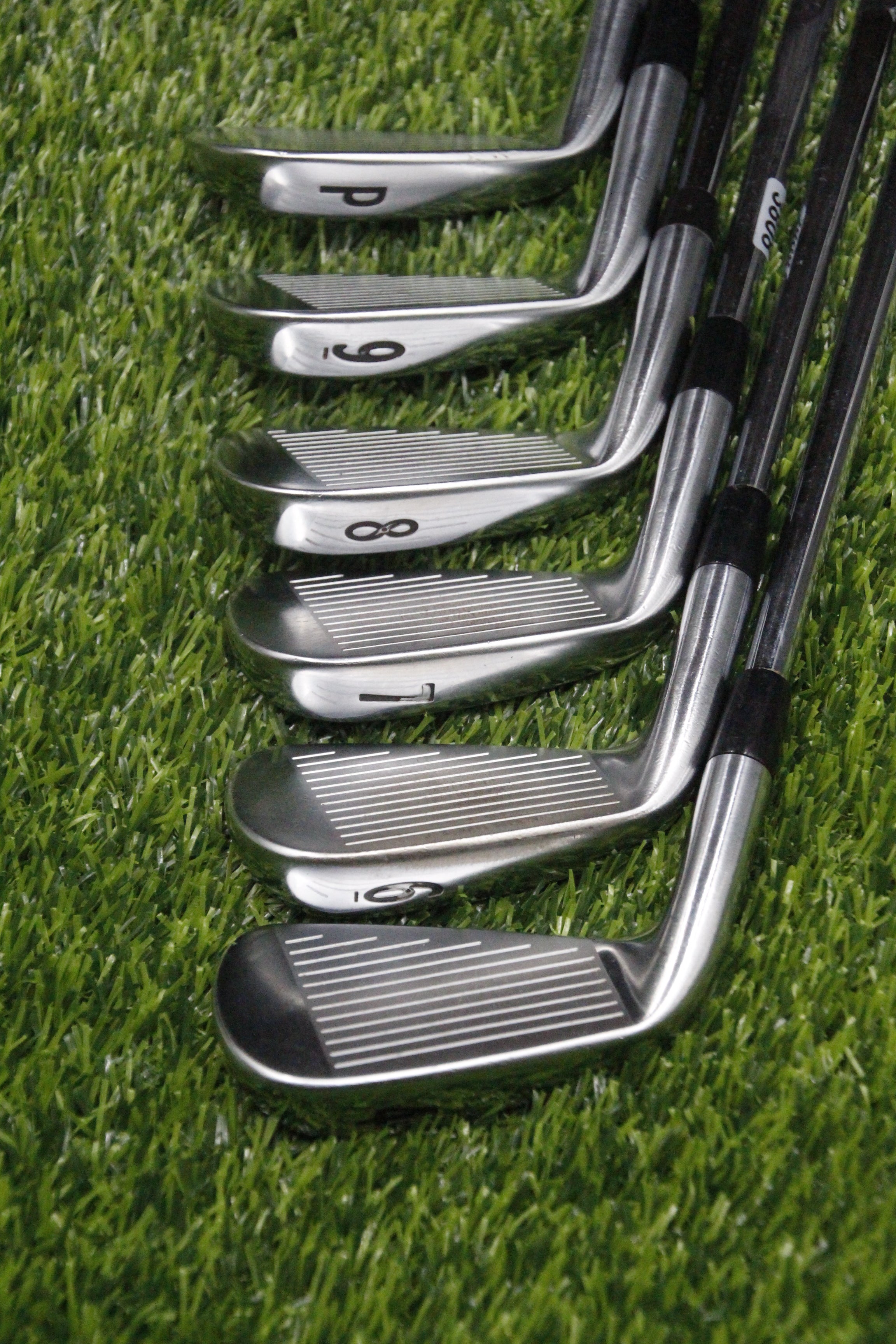 Titleist 714 AP2 Iron Set 4i 6-PW XS Flex Std Length