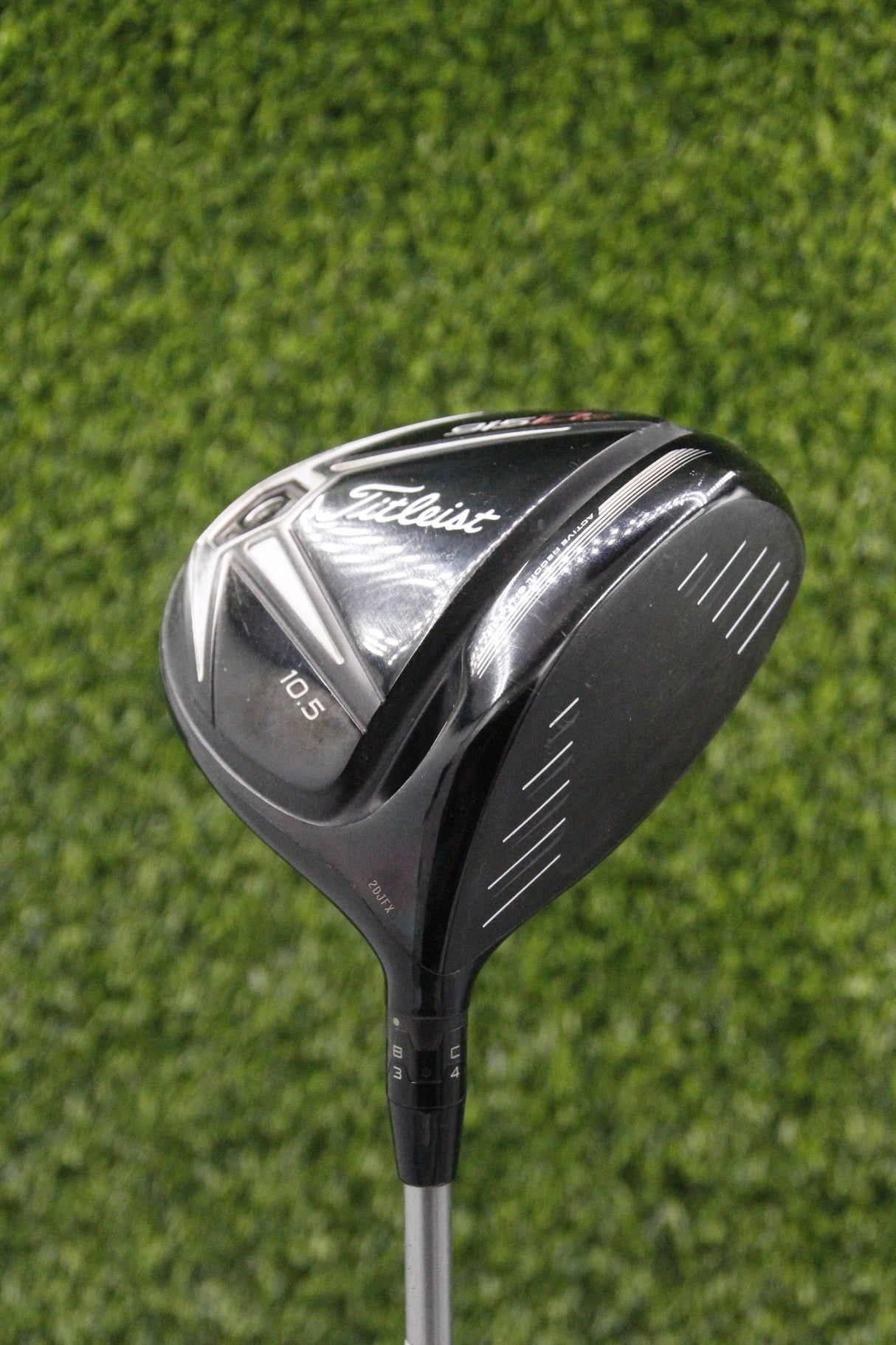 Titleist 915 D2 10.5° Driver R Flex 44.5"