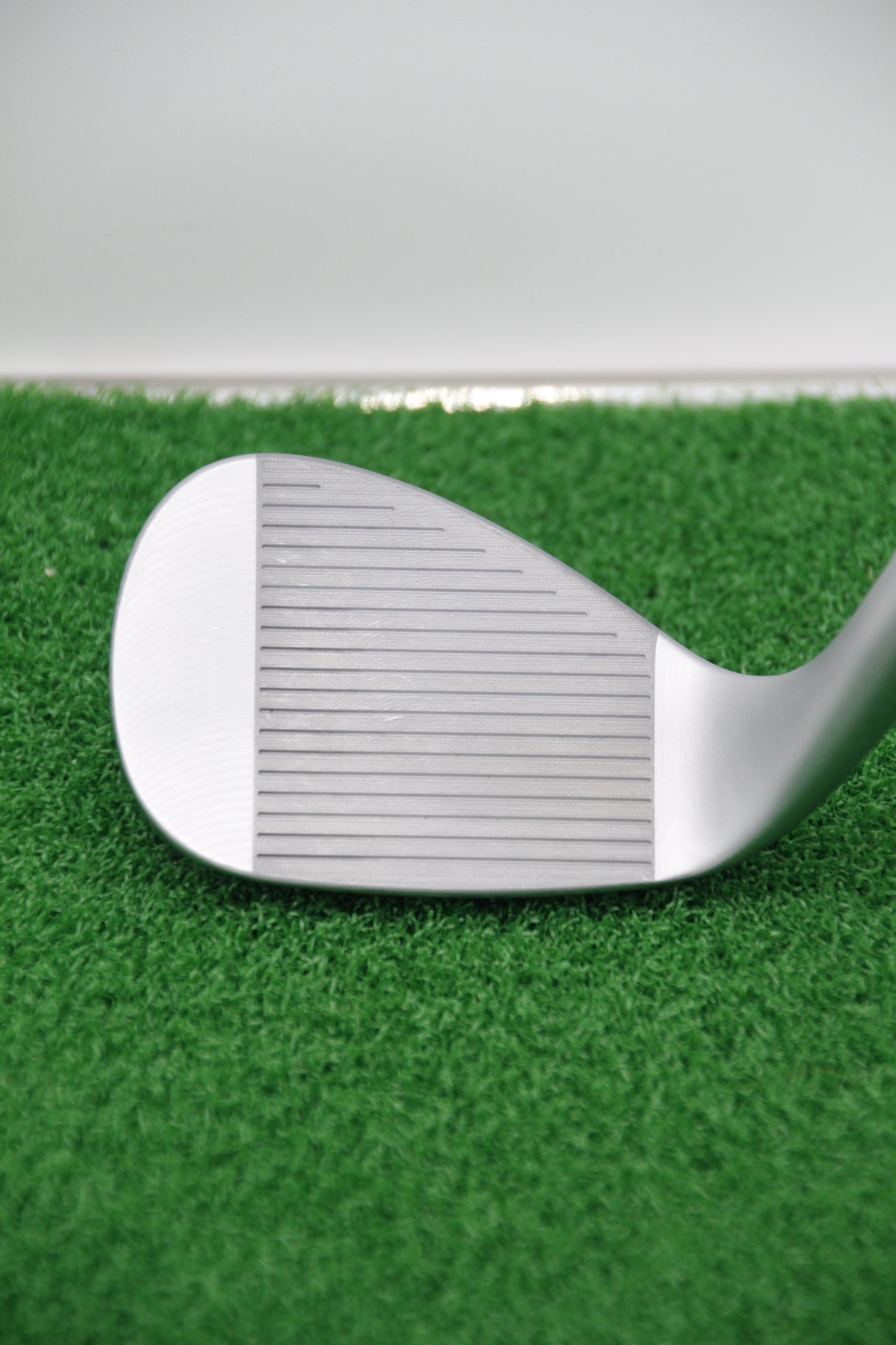 Cleveland RTX 6 ZipCore Tour Satin 56° SW 35"