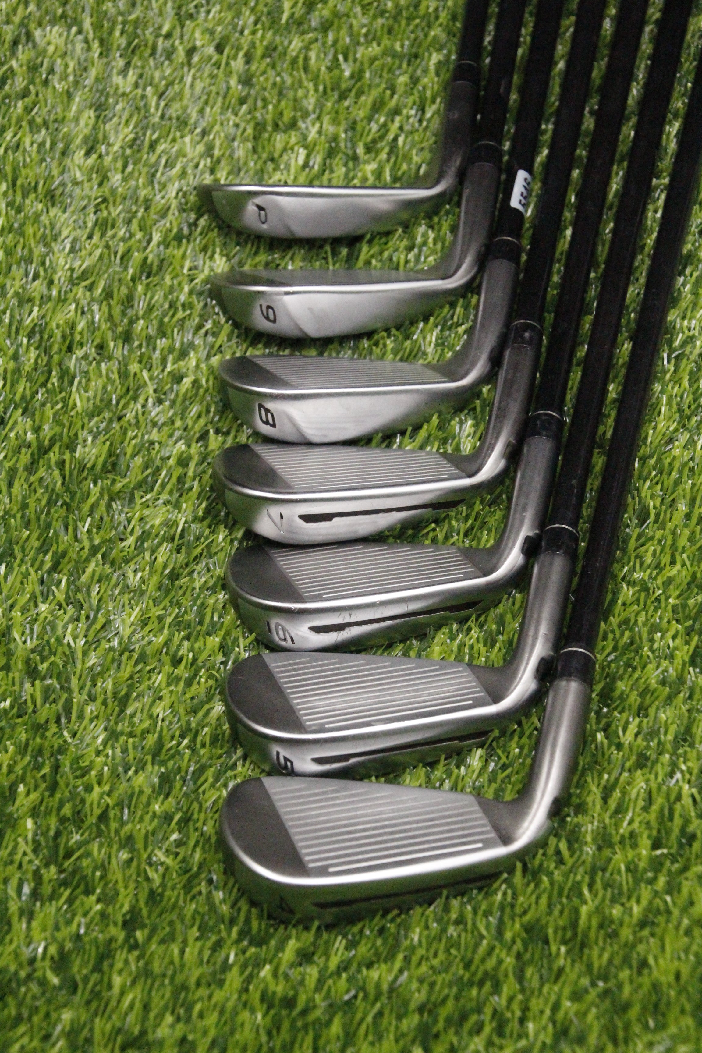 TaylorMade SpeedBlade Iron Set 4-PW R Flex -0.25"