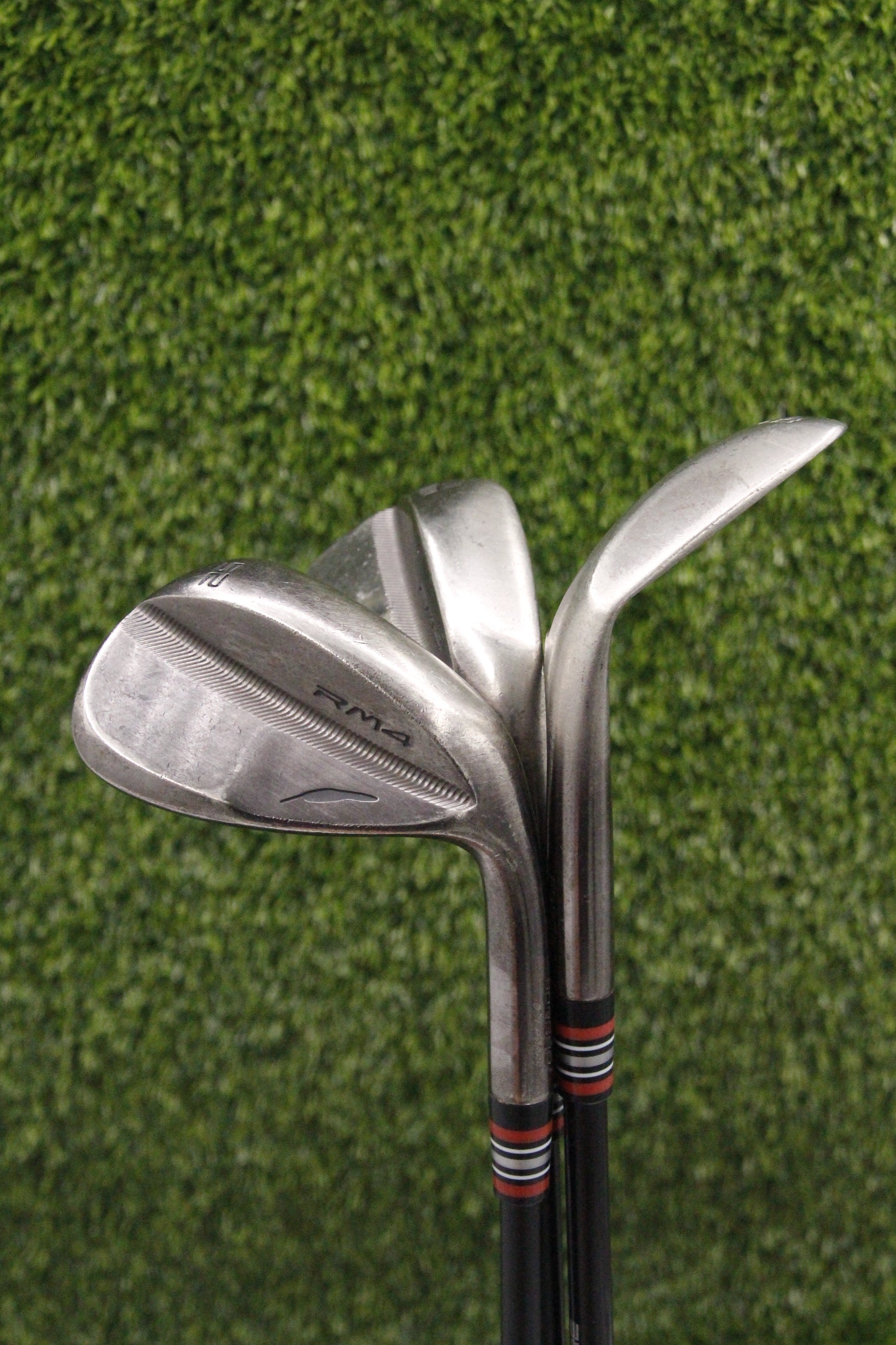 Fourteen Golf RM4 Nickel Satin Chrome w/ VeloCore Shafts Wedge Set