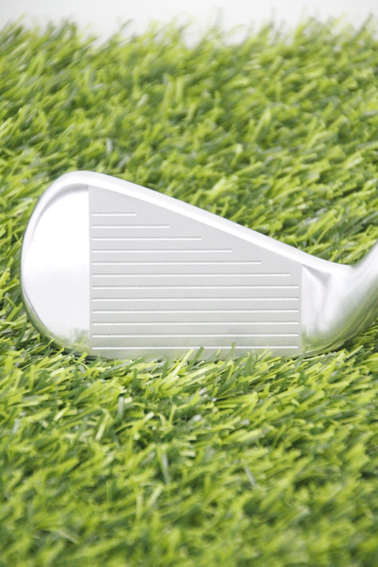 TaylorMade Tour Preferred UDI 18° Utility 2 Iron S Flex 39.5"
