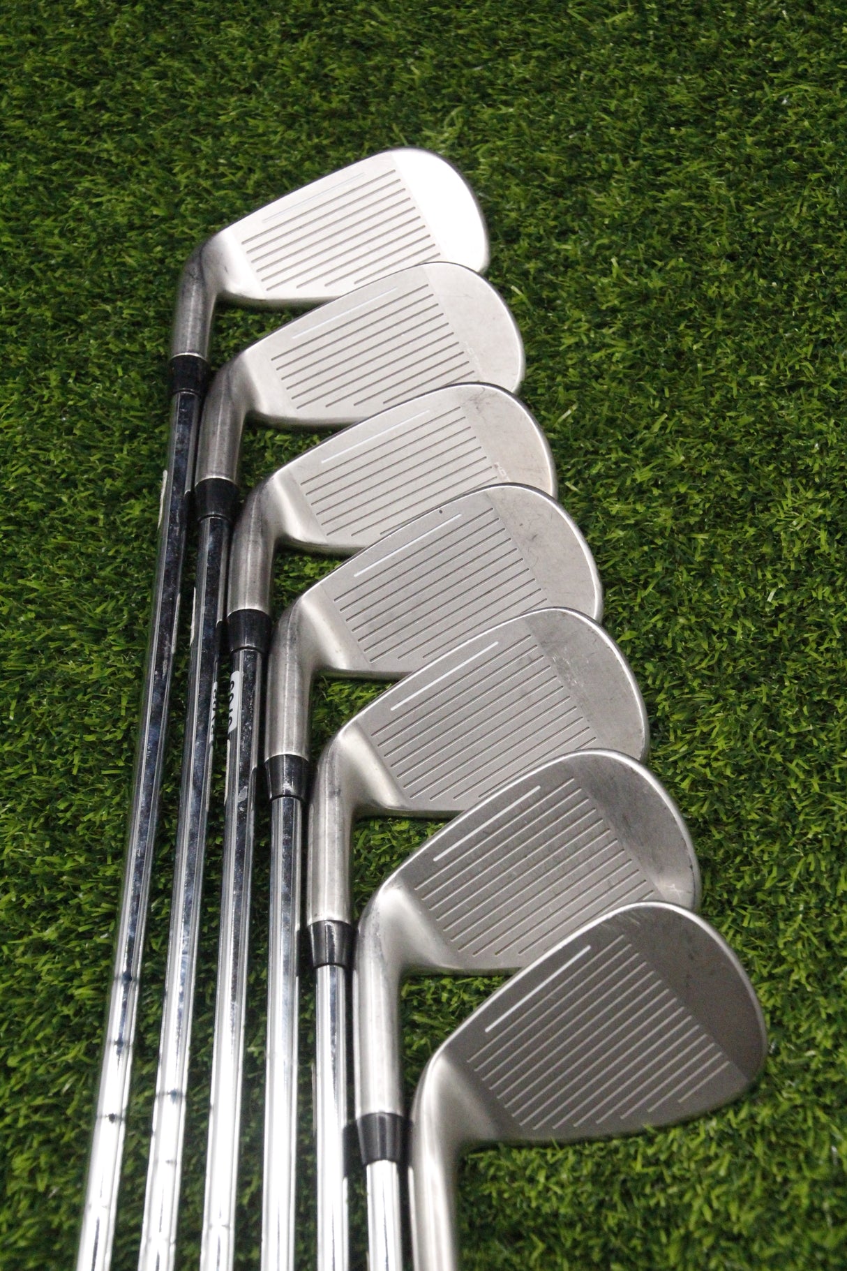 Cobra AeroJet Iron Set 5-PW GW R Flex Std Length