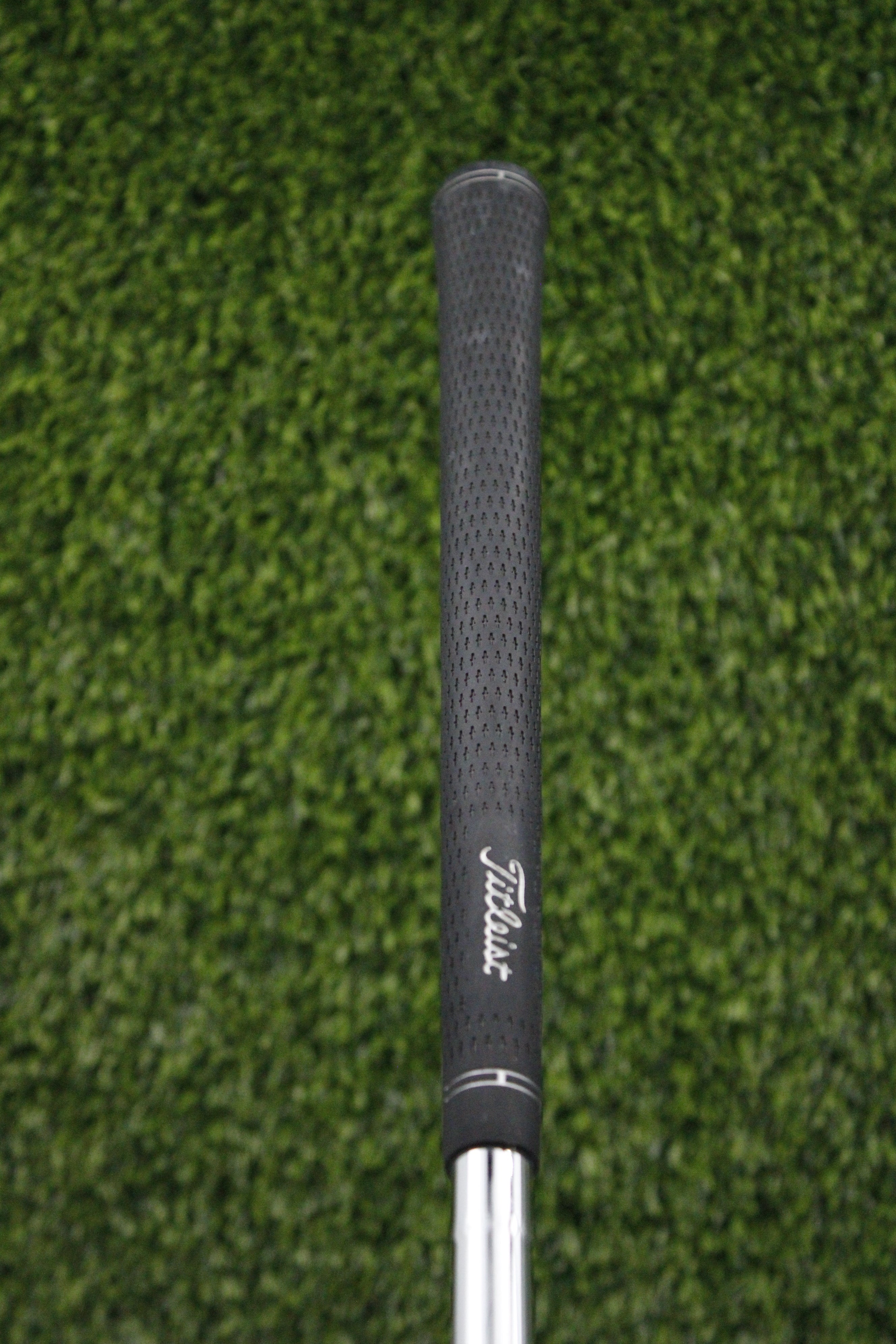 Titleist 585.H 17° 3 Hybrid R Flex 39.75"