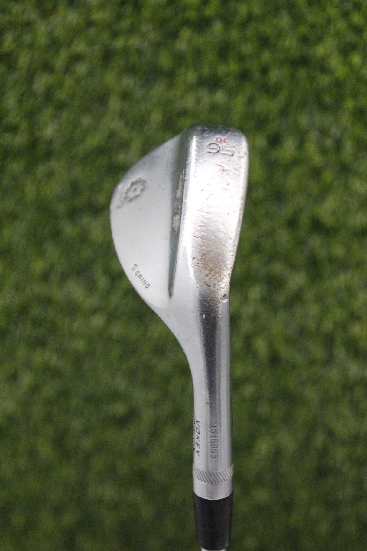 Titleist Vokey SM5 Tour Chrome 56° SW Wedge Flex 35.25"