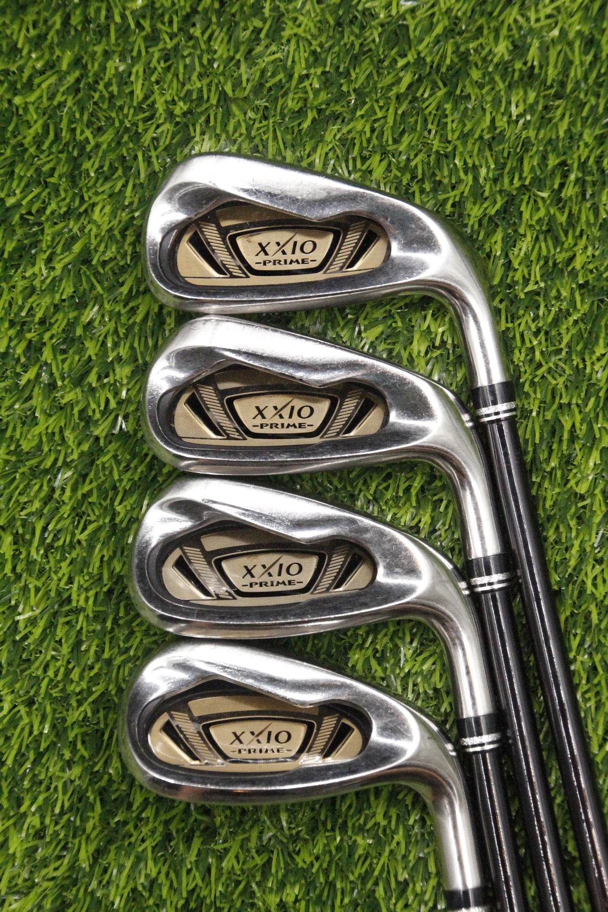 WOMEN XXIO Prime Iron Set 8-PW AW L Flex Std Length