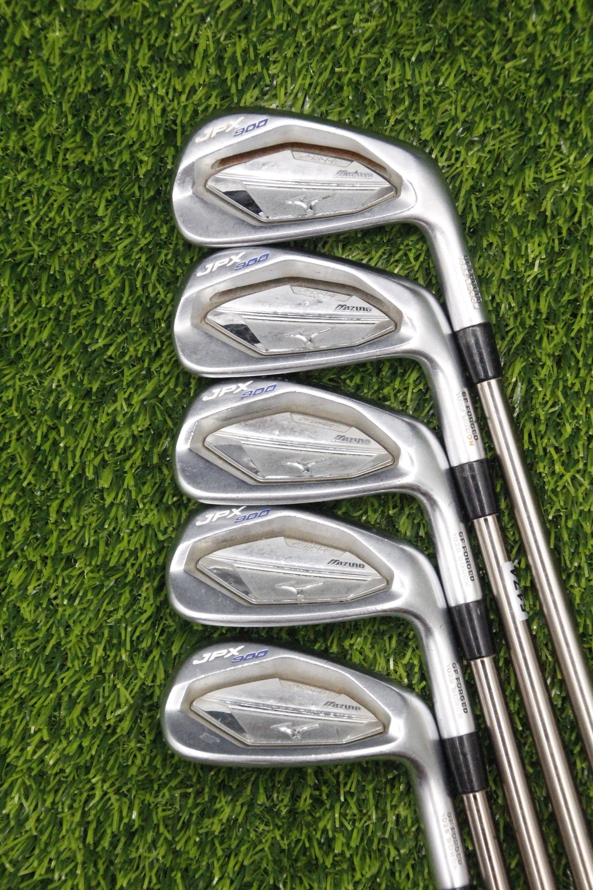Mizuno JPX 900 Forged Iron Set 6-PW R Flex -1.0"