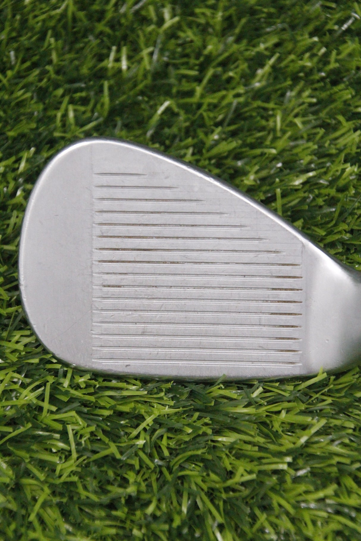 Titleist Vokey SM9 Tour Chrome 50° GW Wedge Flex 35.75"