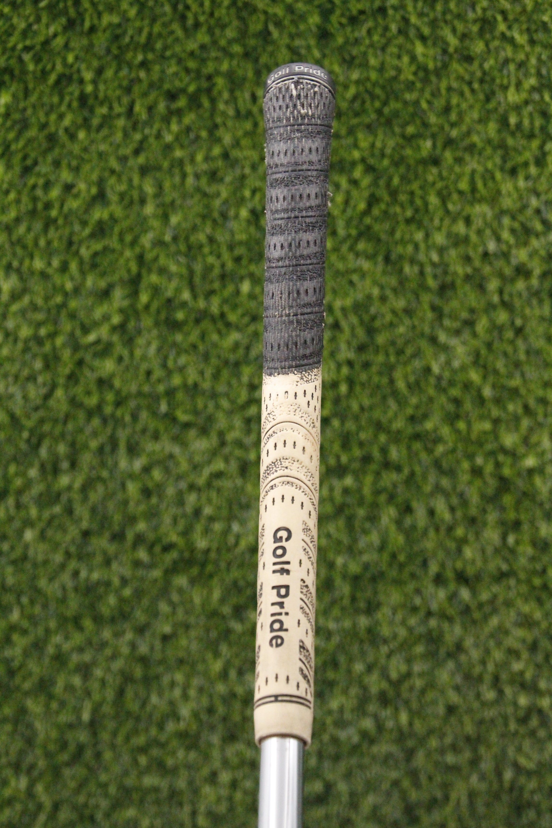 Cleveland CG Gold PW S Flex 35.5"