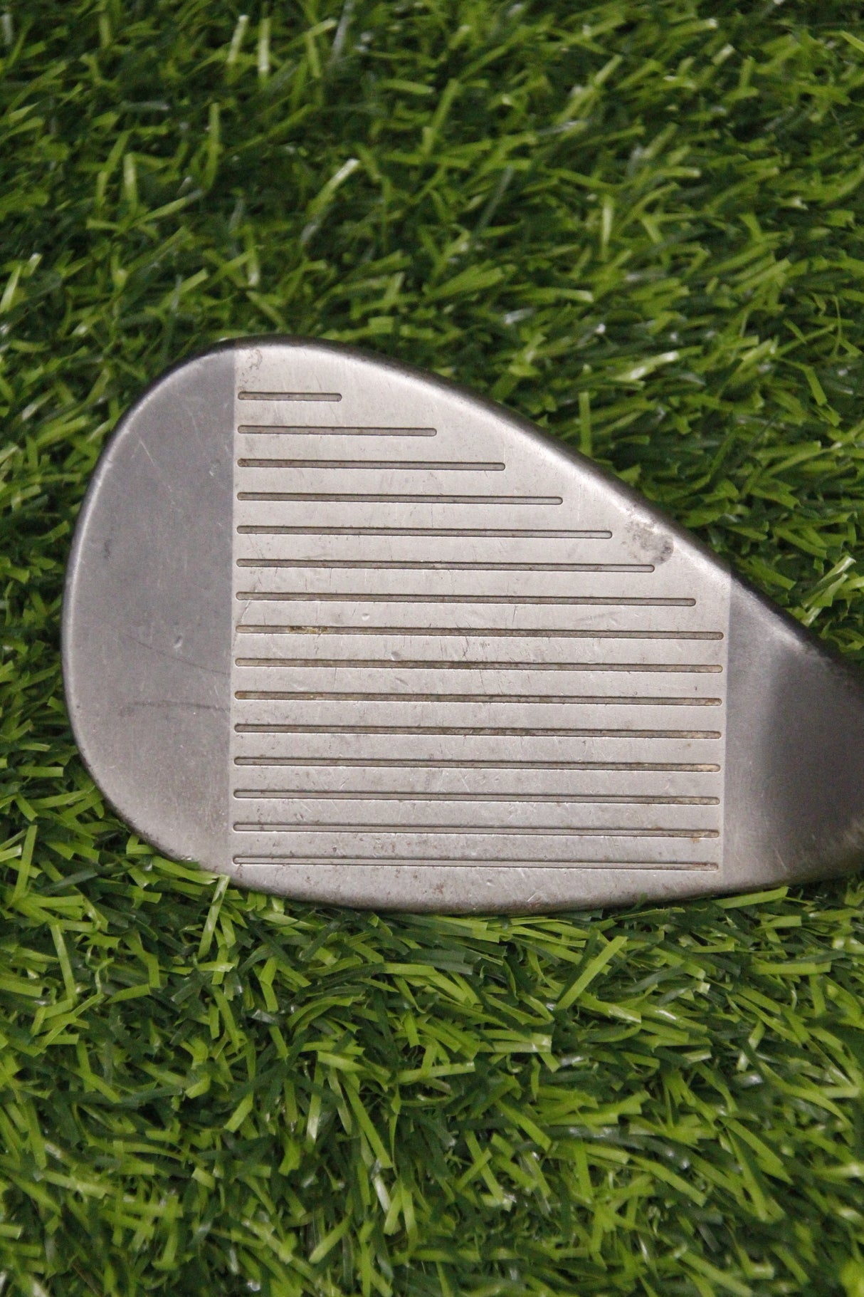 Cleveland 900 Form Forged Gunmetal 60° LW Wedge Flex 35.25"