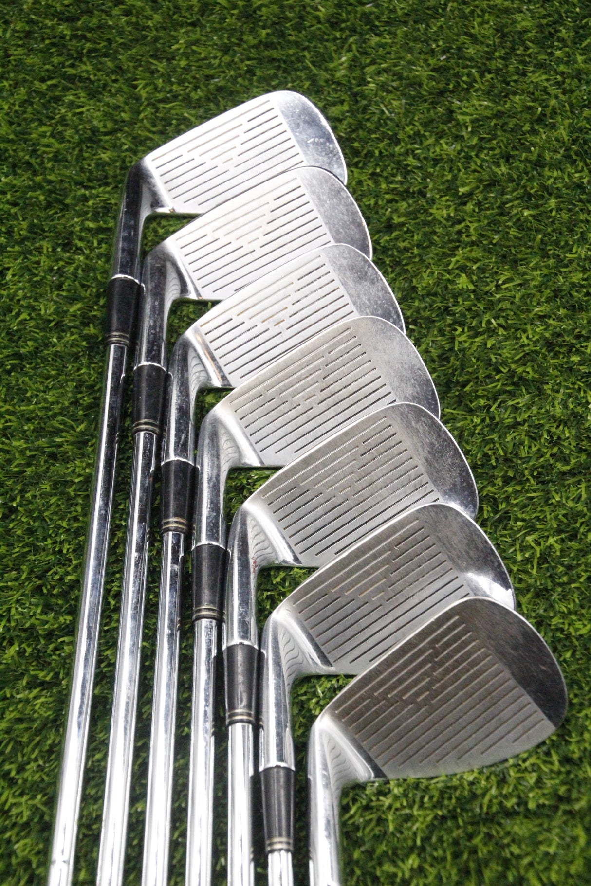 Wilson Staff Midsize Iron Set 4-PW R Flex -0.25"