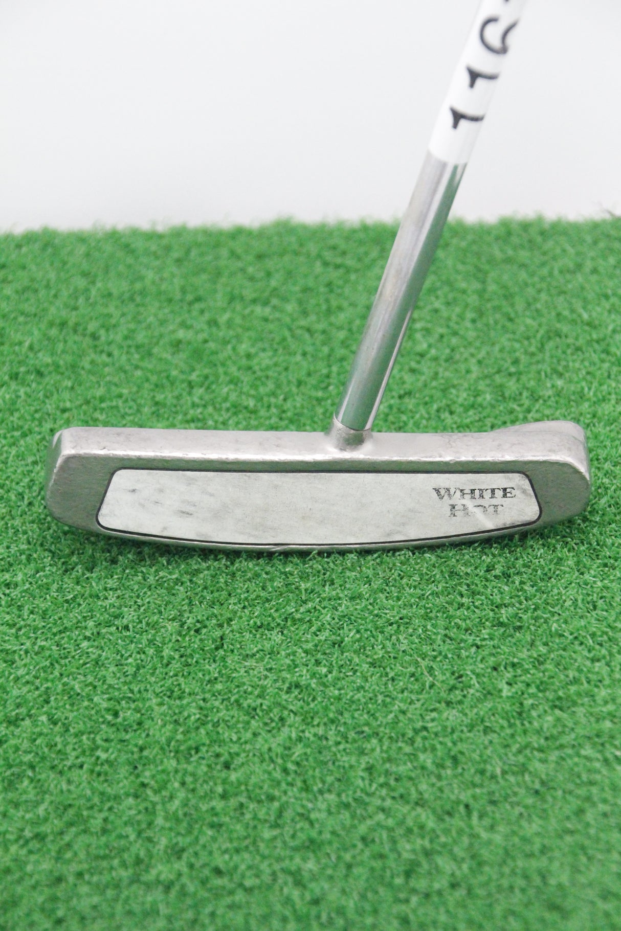 Odyssey White Hot Mid Putter 37.5"