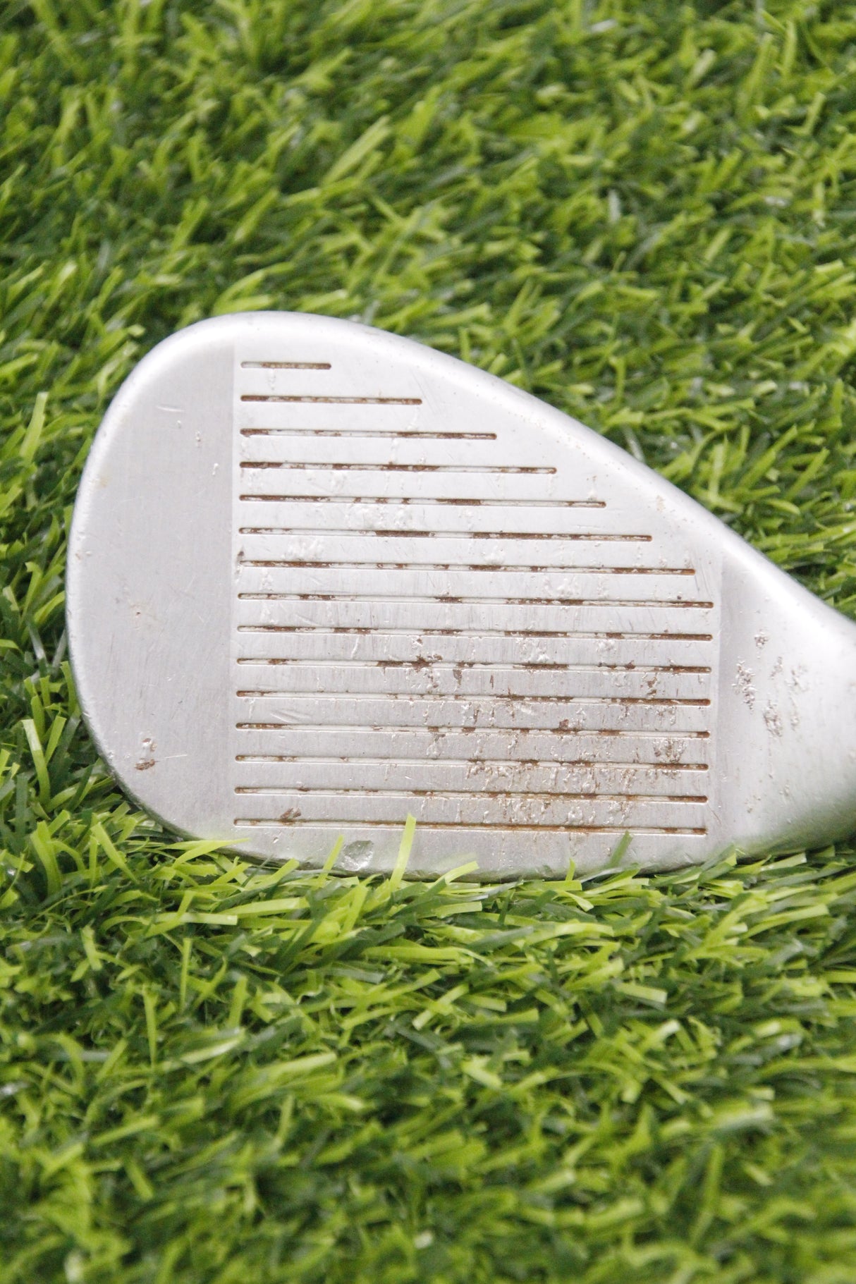 Cleveland CG10 52° GW Wedge Flex 35.5"