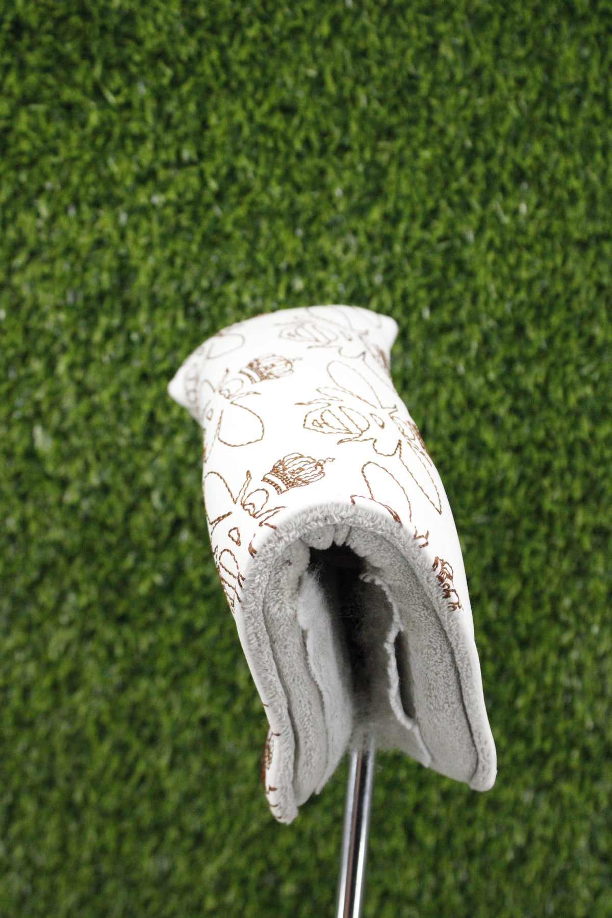 Pre-Owned Bettinardi Queen B Putter Blade Headcover