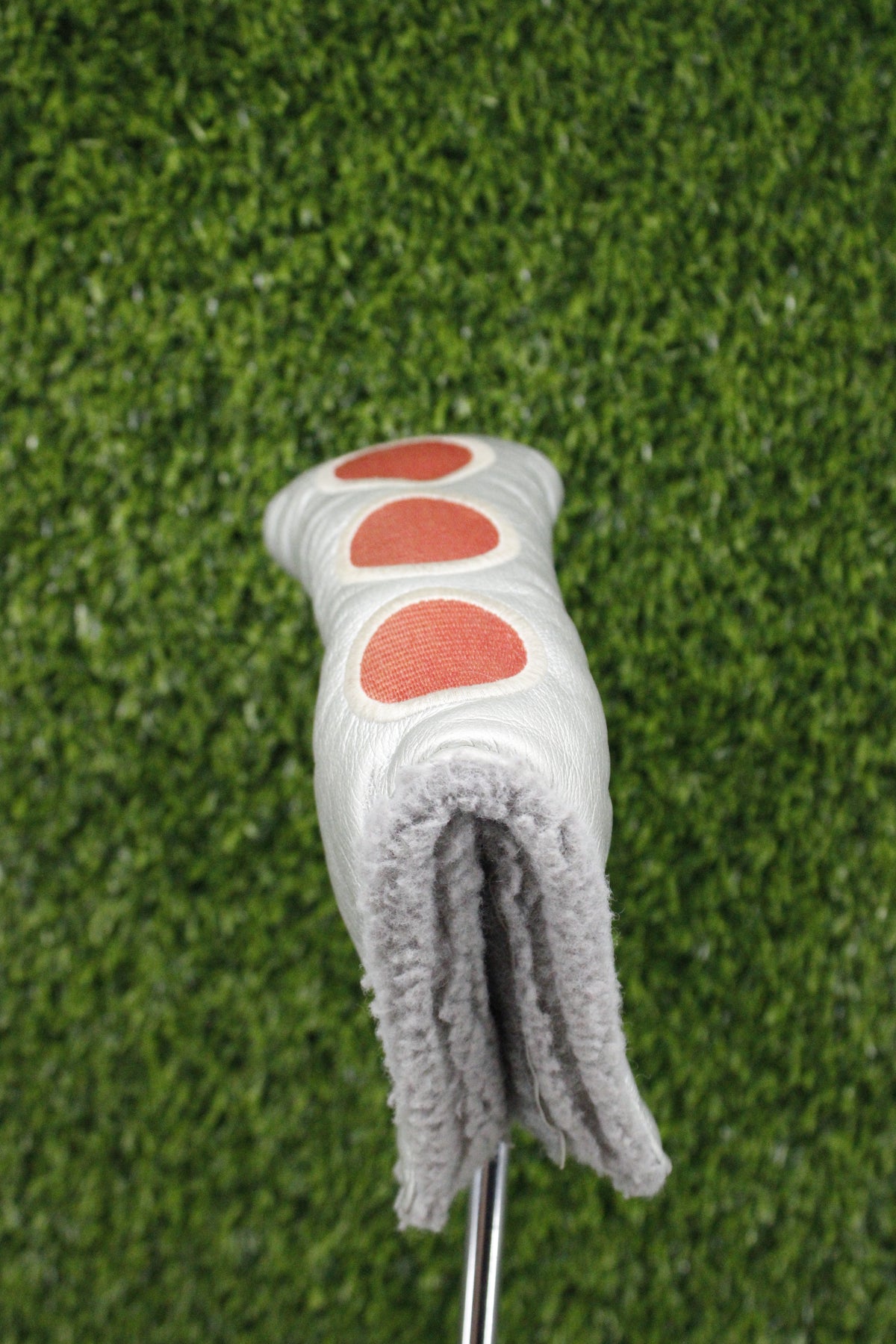 Pre-Owned Titleist Scotty Cameron 3 Dot Studio Putter Blade Headcover