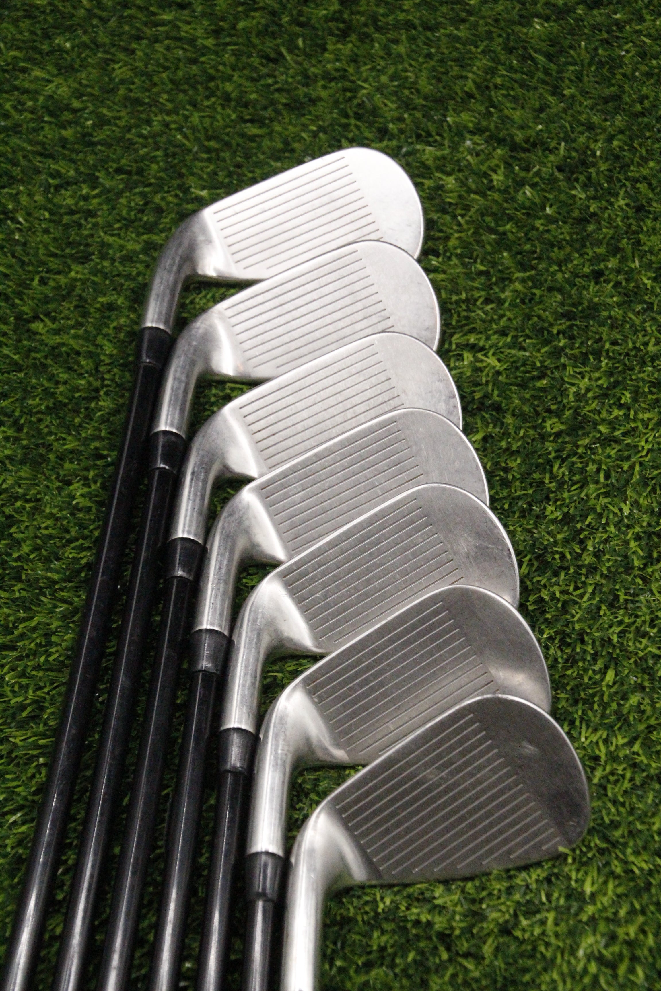 Titleist T300 Iron Set 6-PW GW SW S Flex -1.0"