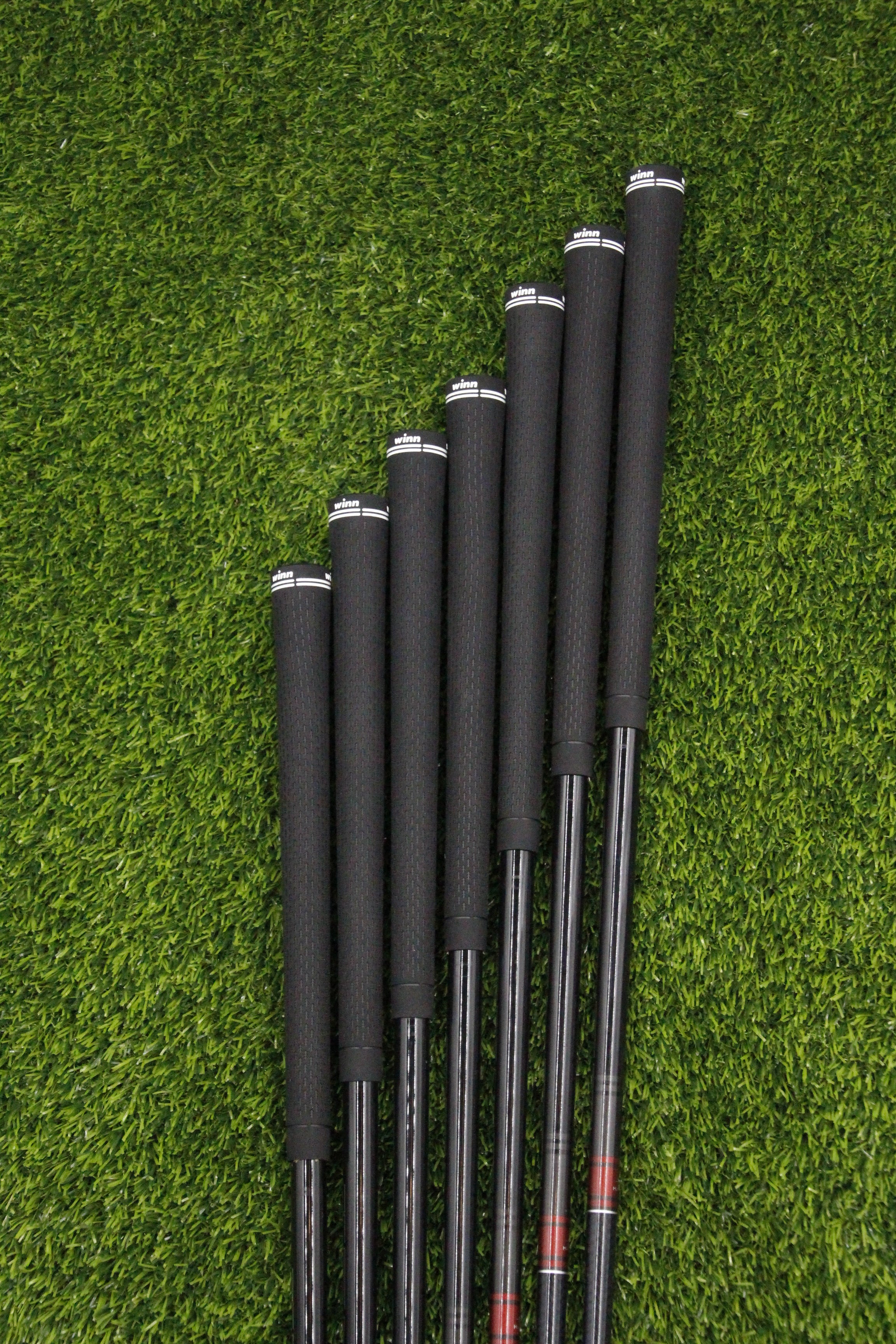 Titleist T300 Iron Set 6-PW GW SW S Flex -1.0"
