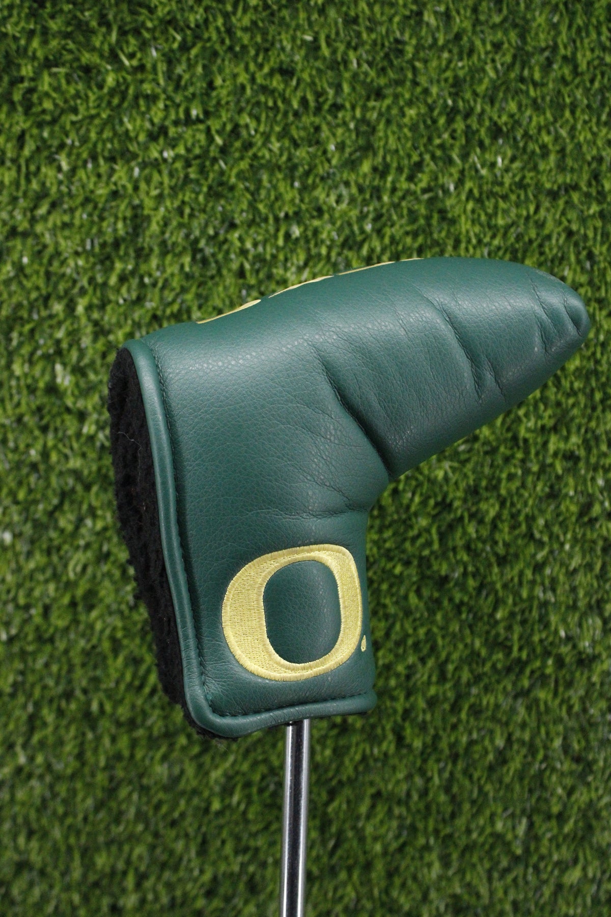 Pre-Owned Oregon Ducks Putter Blade Headcover