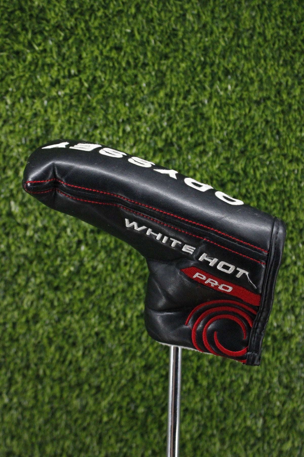 Pre-Owned Odyssey White Hot Pro Putter Blade Headcover