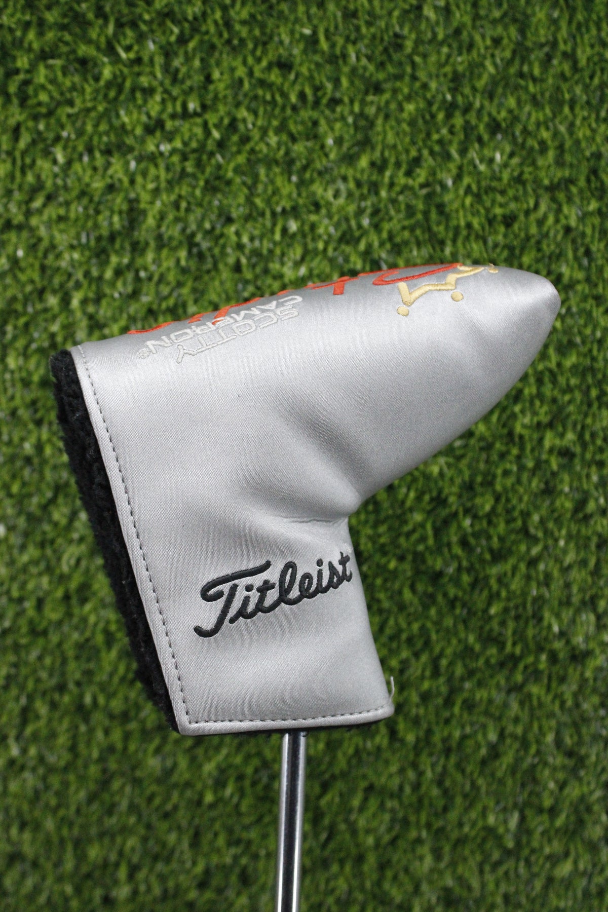 Pre-Owned Titleist Scotty Cameron Studio Style Putter Blade Headcover