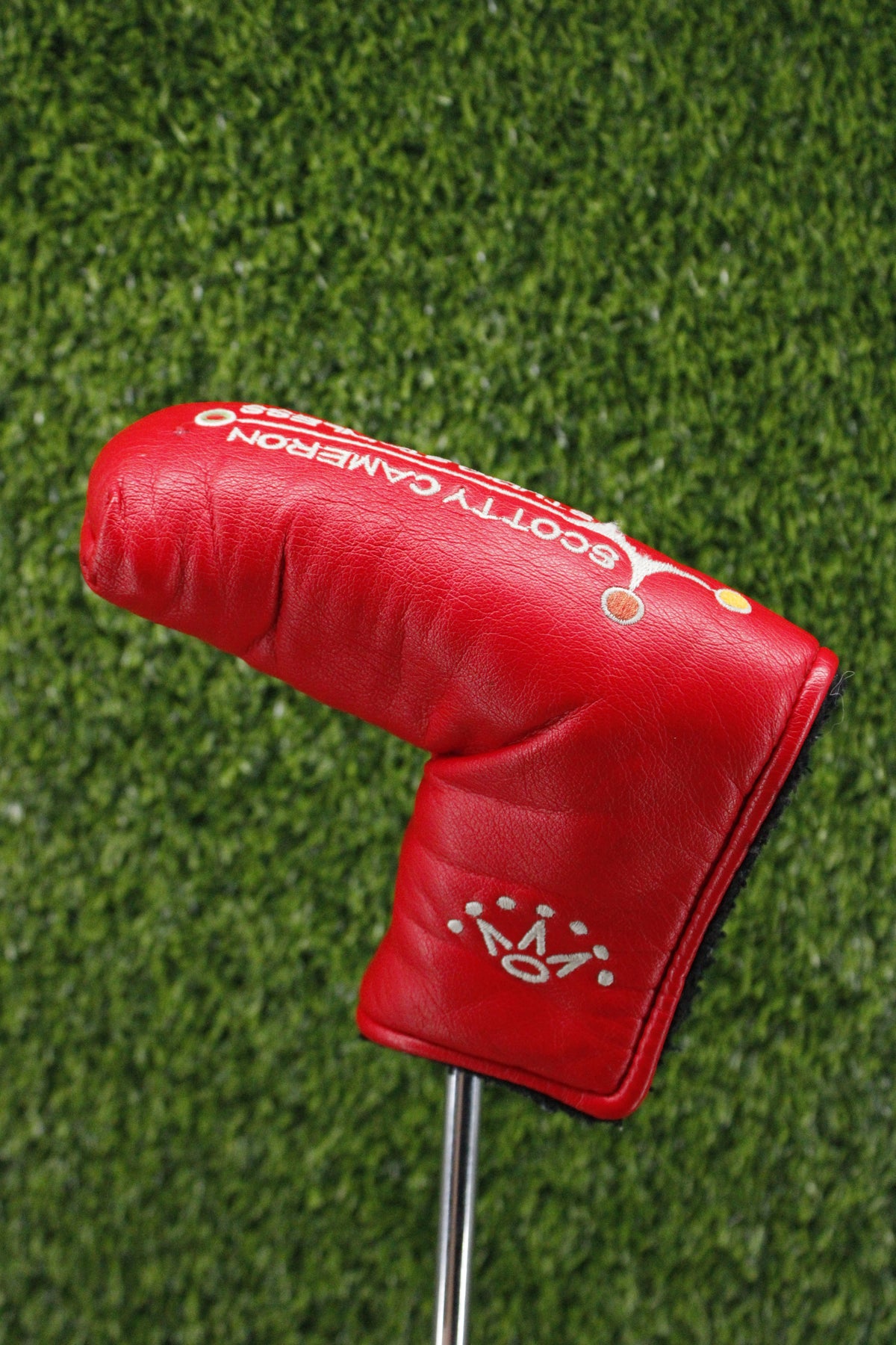 Pre-Owned Titleist Scotty Cameron Studio Stainless Red Putter Blade Headcover