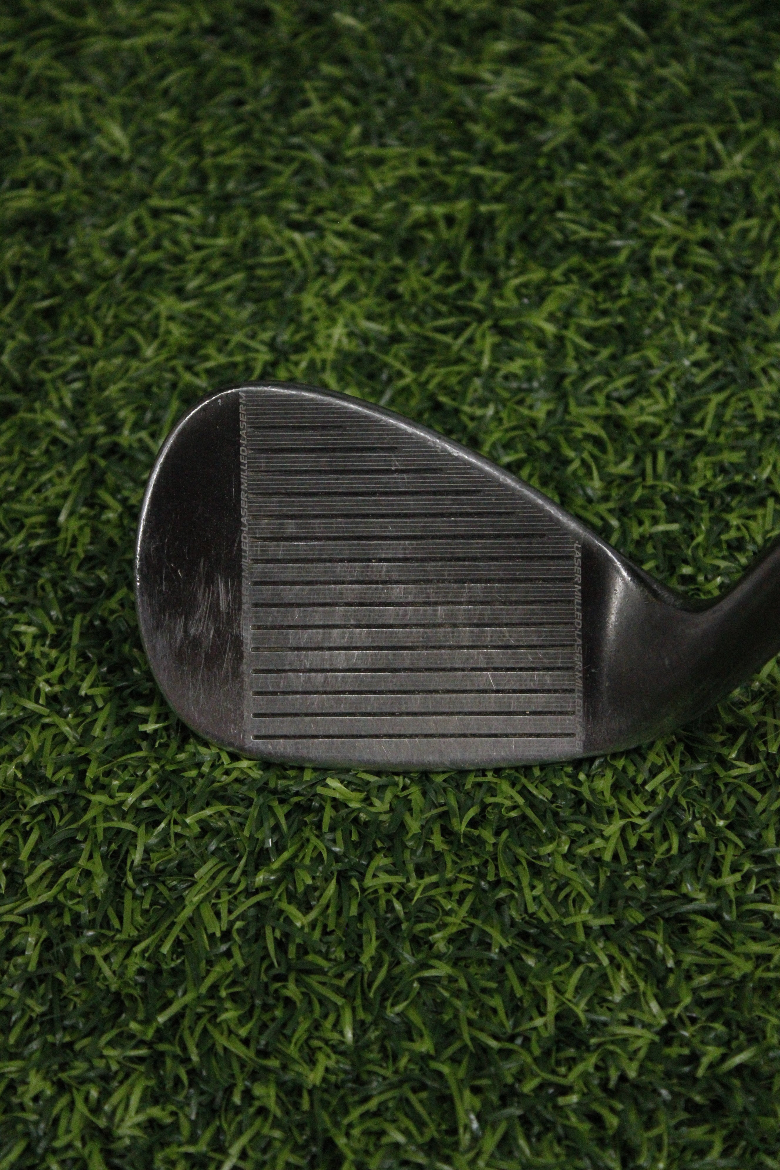 Cleveland CG16 Black Zip Groove 52° GW Wedge Flex 35.25"