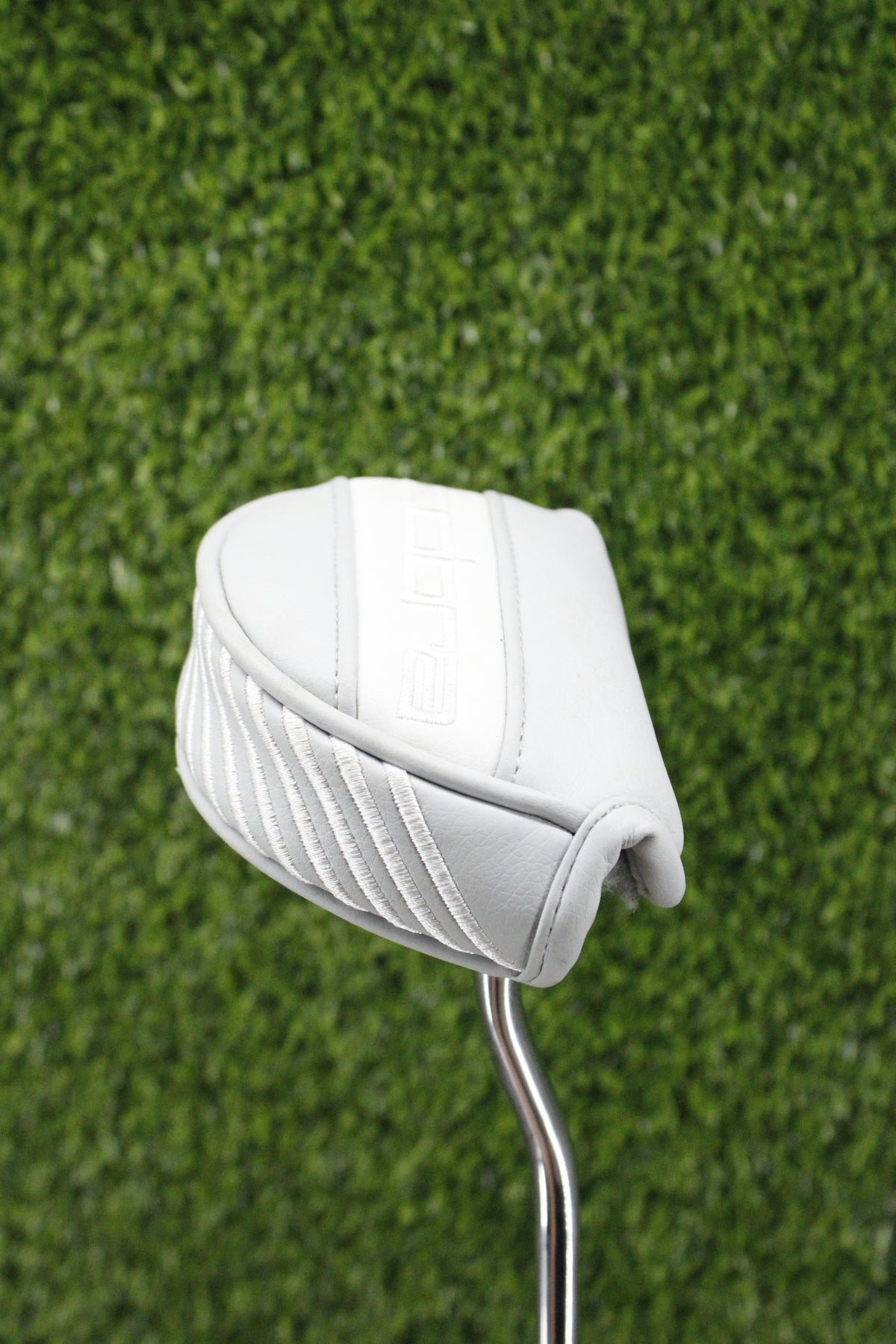 Pre-Owned Cobra White Gray Putter Half Mallet Headcover