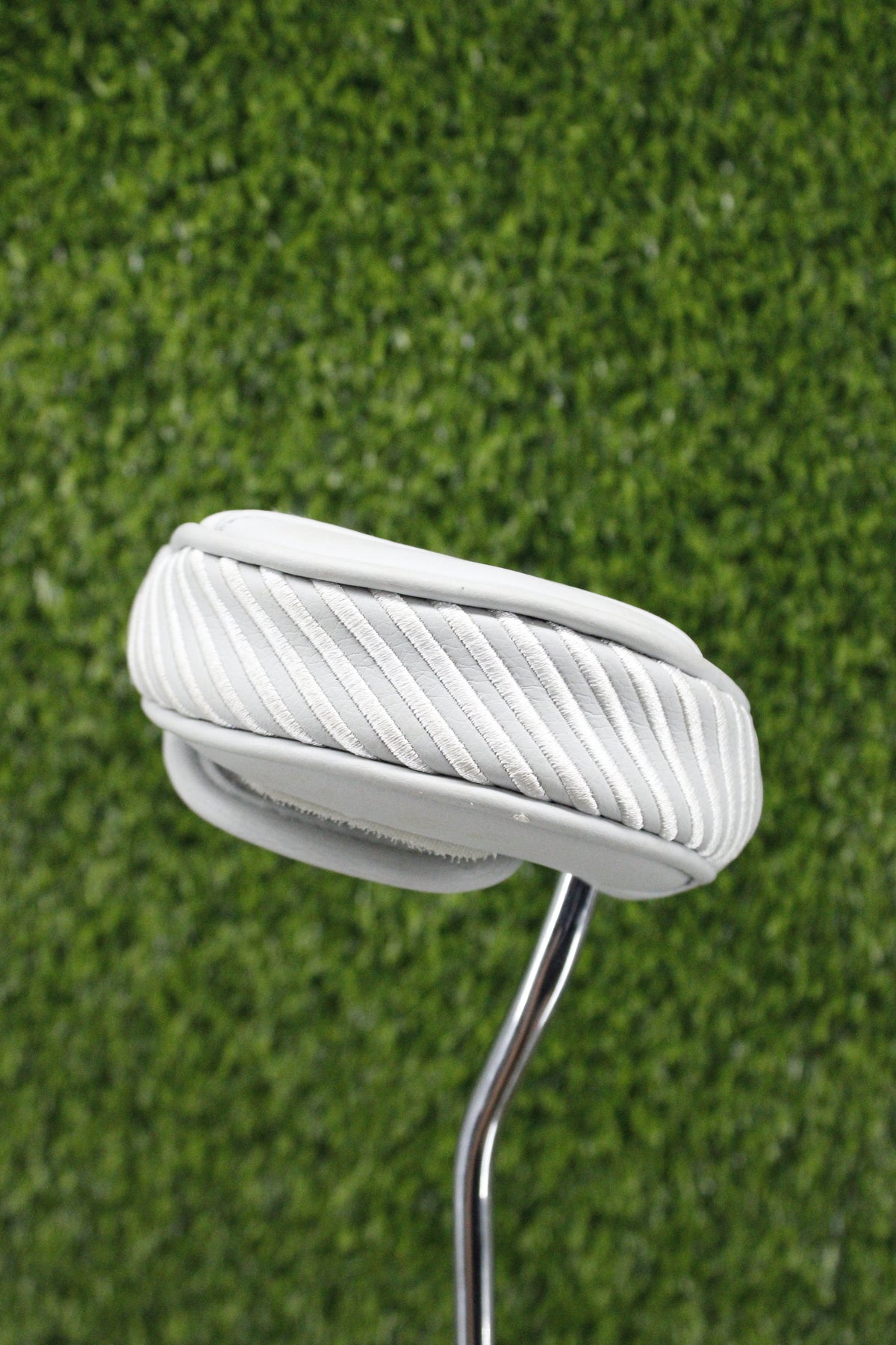 Pre-Owned Cobra White Gray Putter Half Mallet Headcover