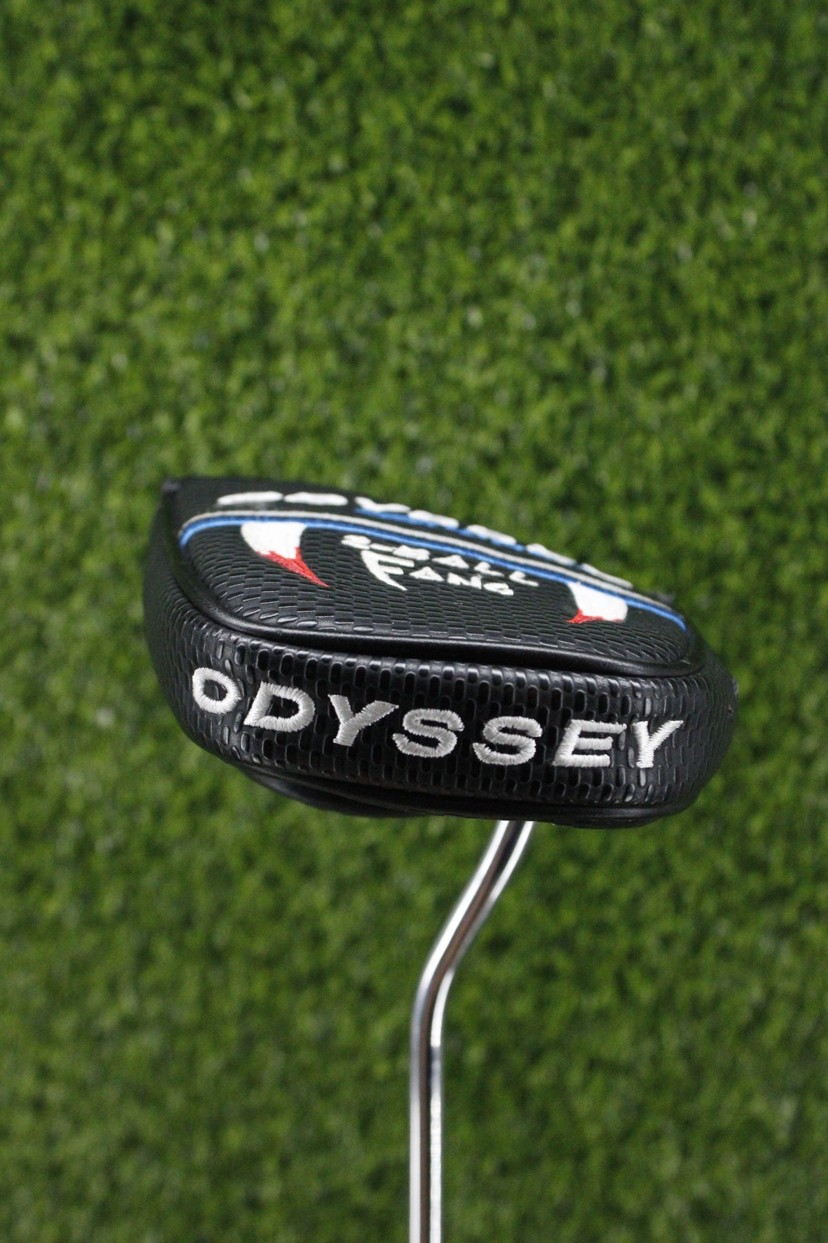 Pre-Owned Odyssey 2-Ball Fang Putter Mallet Headcover