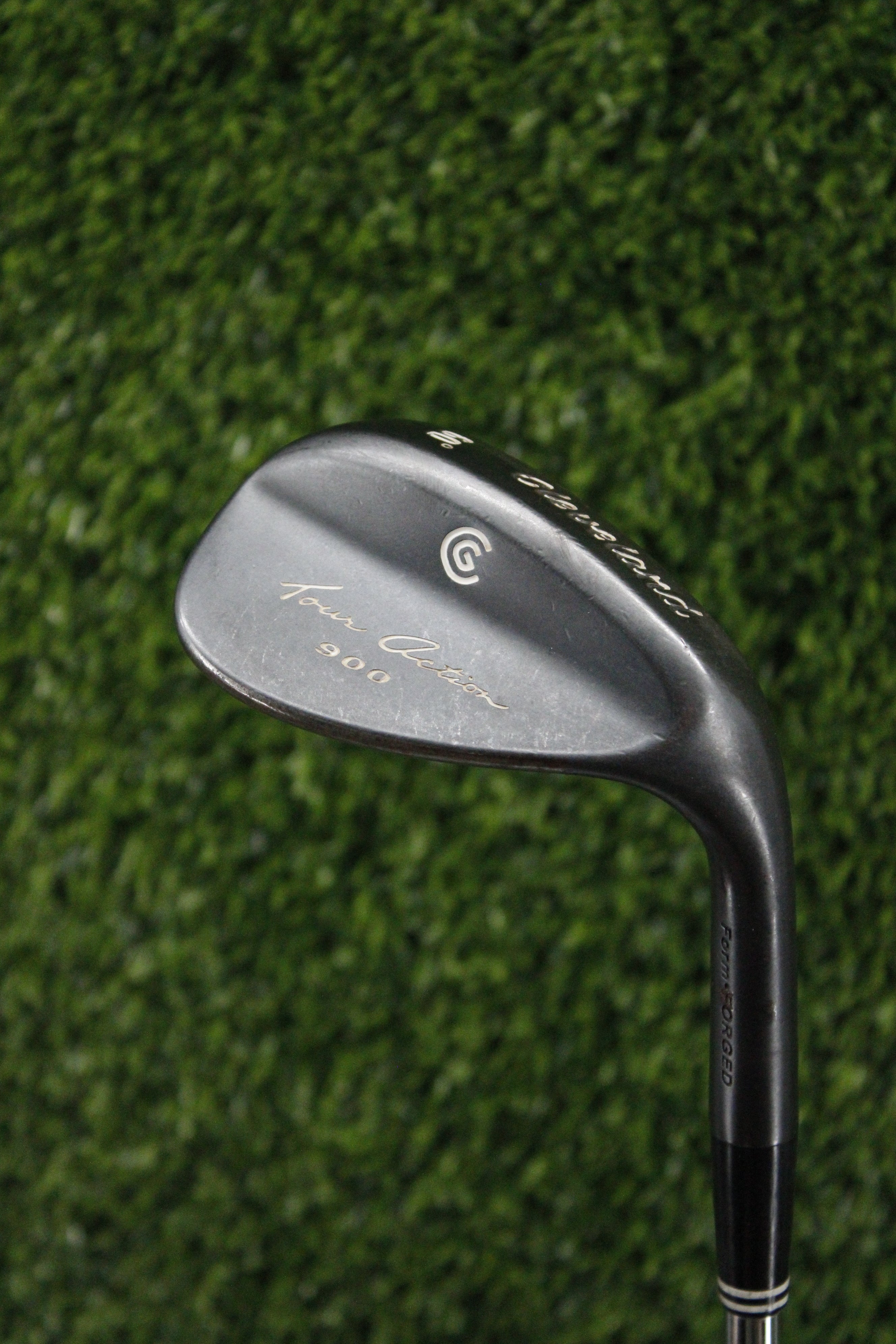 Cleveland 900 Form Forged Gunmetal 60° LW Wedge Flex 35.25"