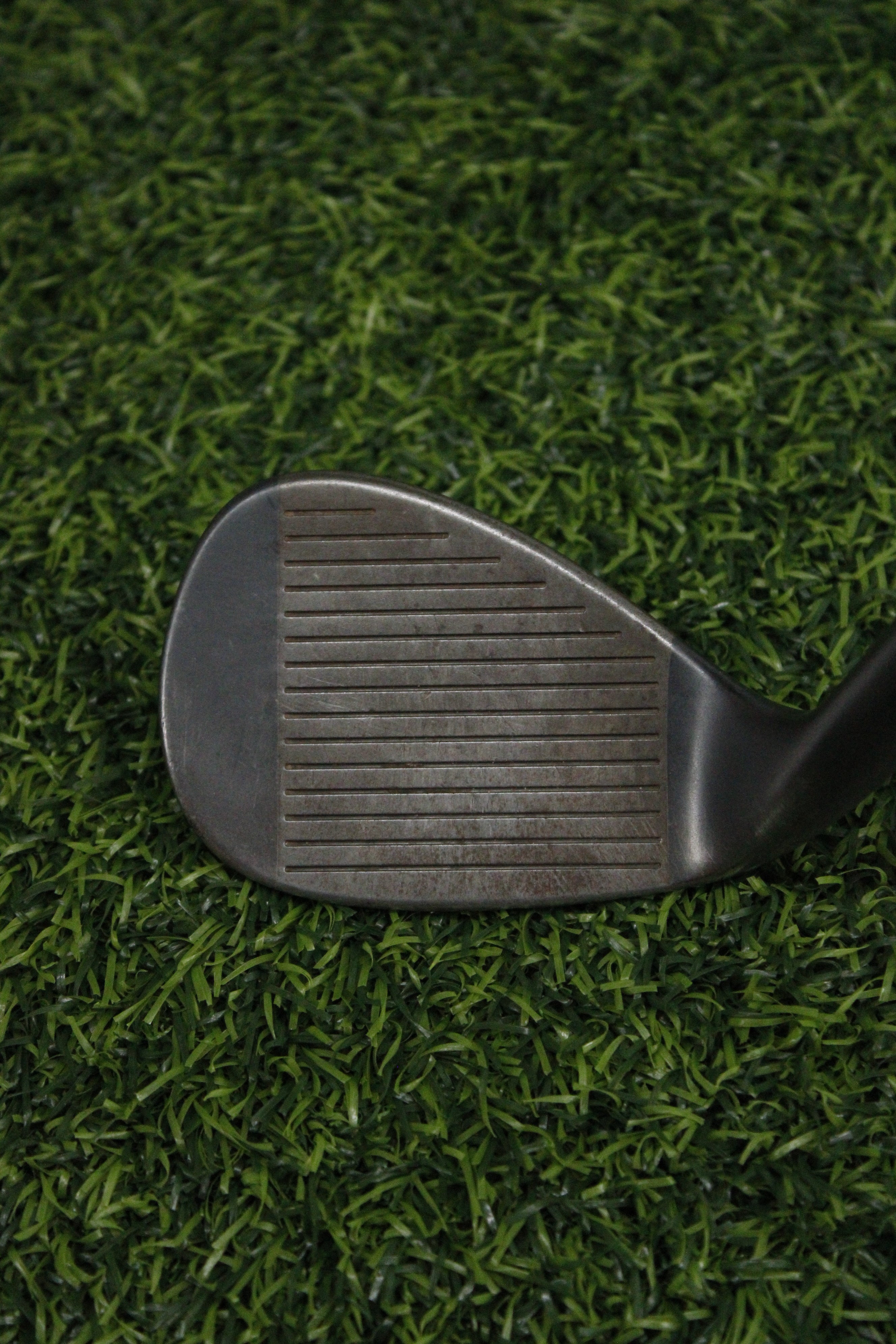 Cleveland 900 Form Forged Gunmetal 60° LW Wedge Flex 35.25"