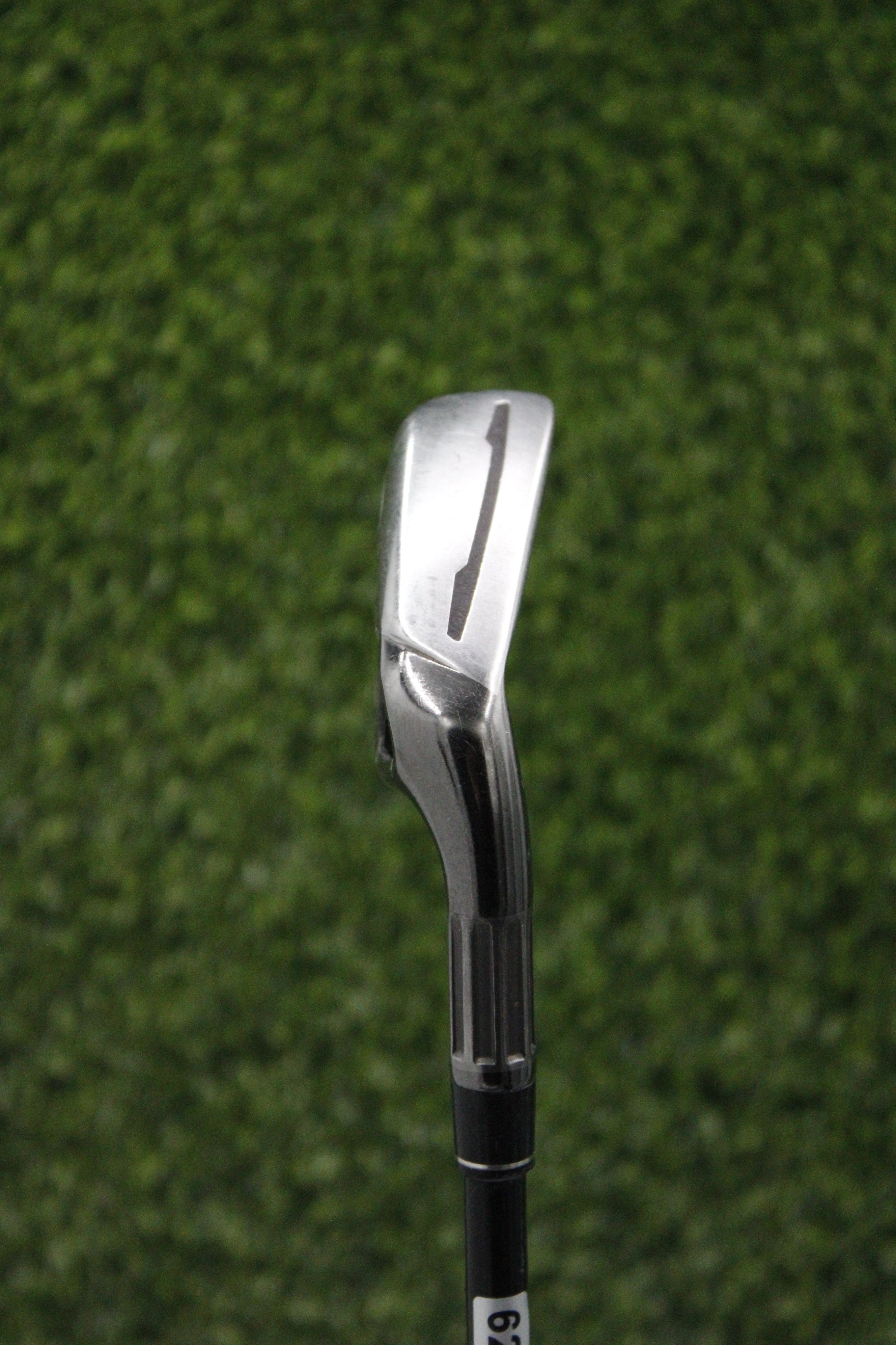 TaylorMade M2 7 Iron R Flex 37.5"