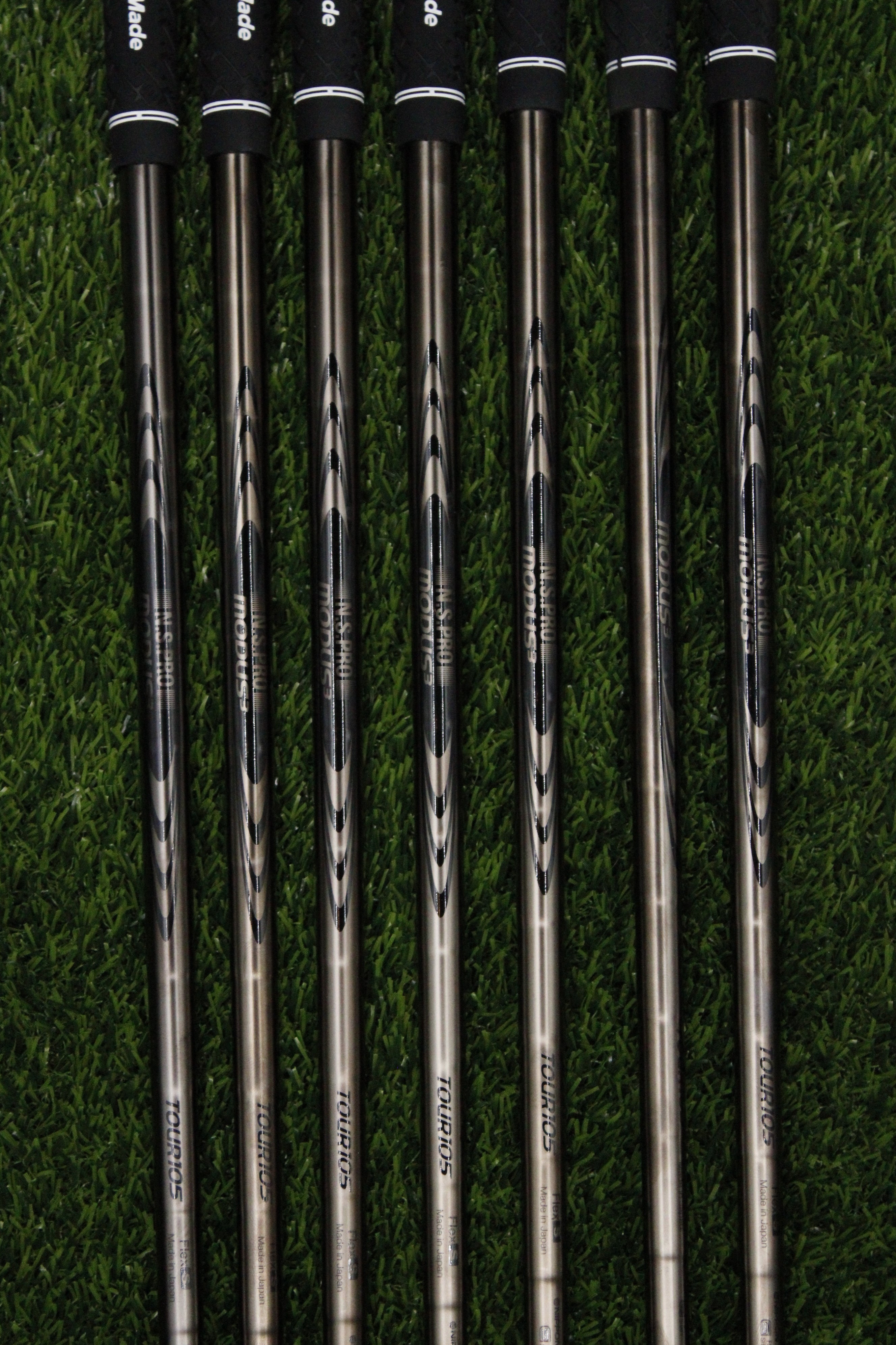Nippon N.S. Pro Modus 3 Black Tour 105g Stiff Flex 4-PW Iron Set Steel Shaft .355 Tip Std Length