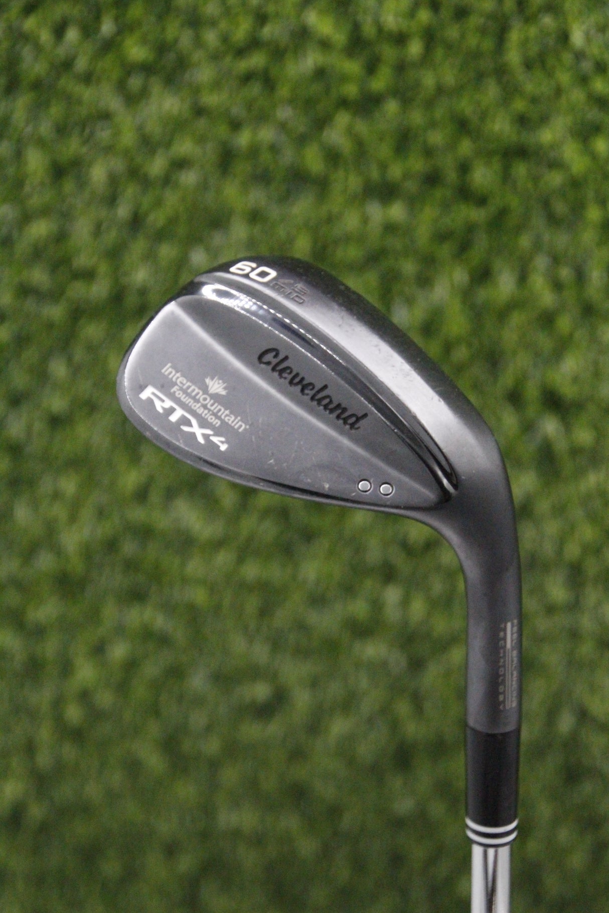 Cleveland RTX 4 Black Satin 60° LW S Flex 35"