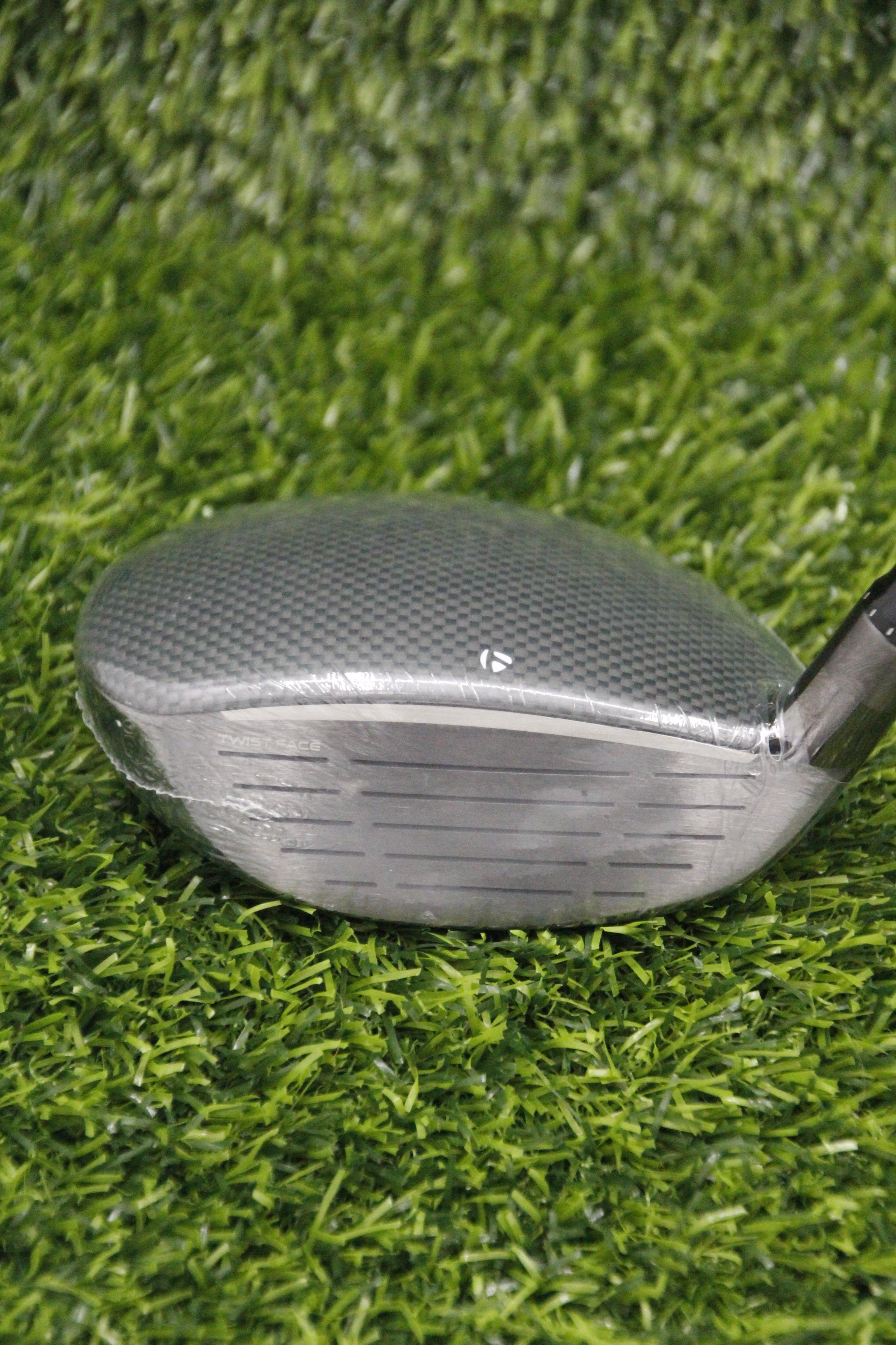 NEW TaylorMade Qi35 Max 15.5° 3 Wood R Flex 43.25"