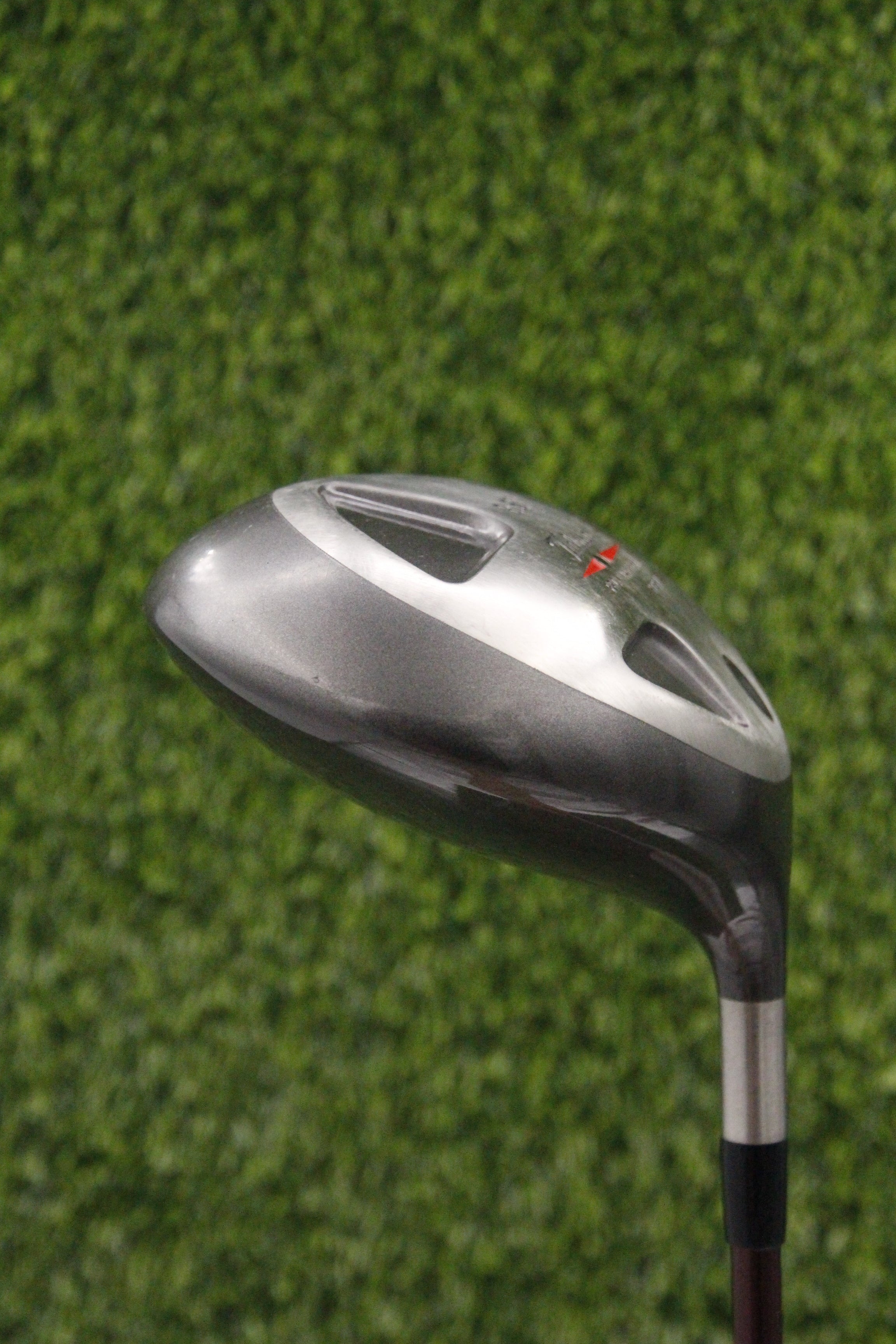 Titleist 975 J 8.5° Driver R Flex 44.75"