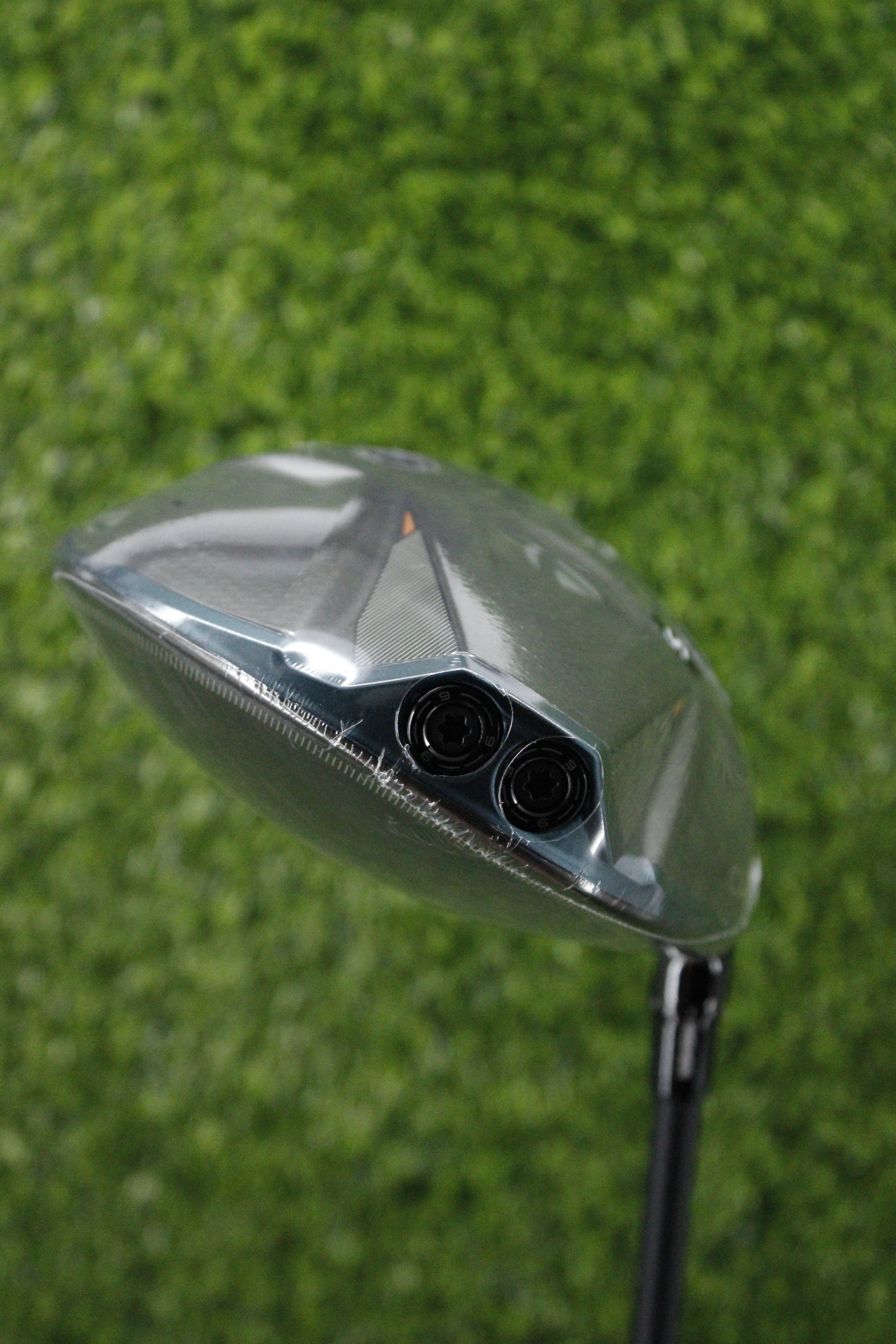 NEW TaylorMade Qi4D 9° Driver S Flex 45"