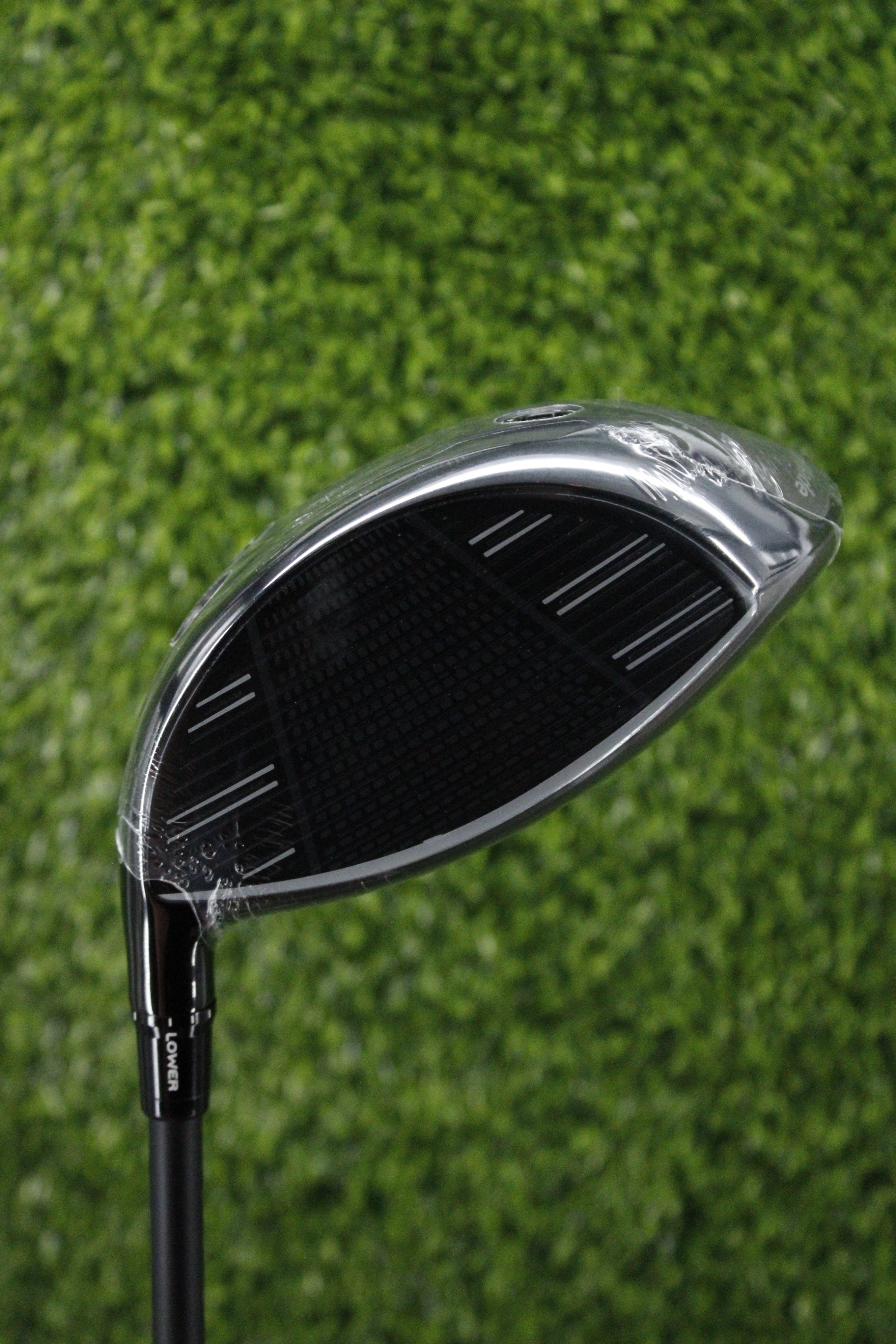 NEW TaylorMade Qi4D 9° Driver S Flex 45"