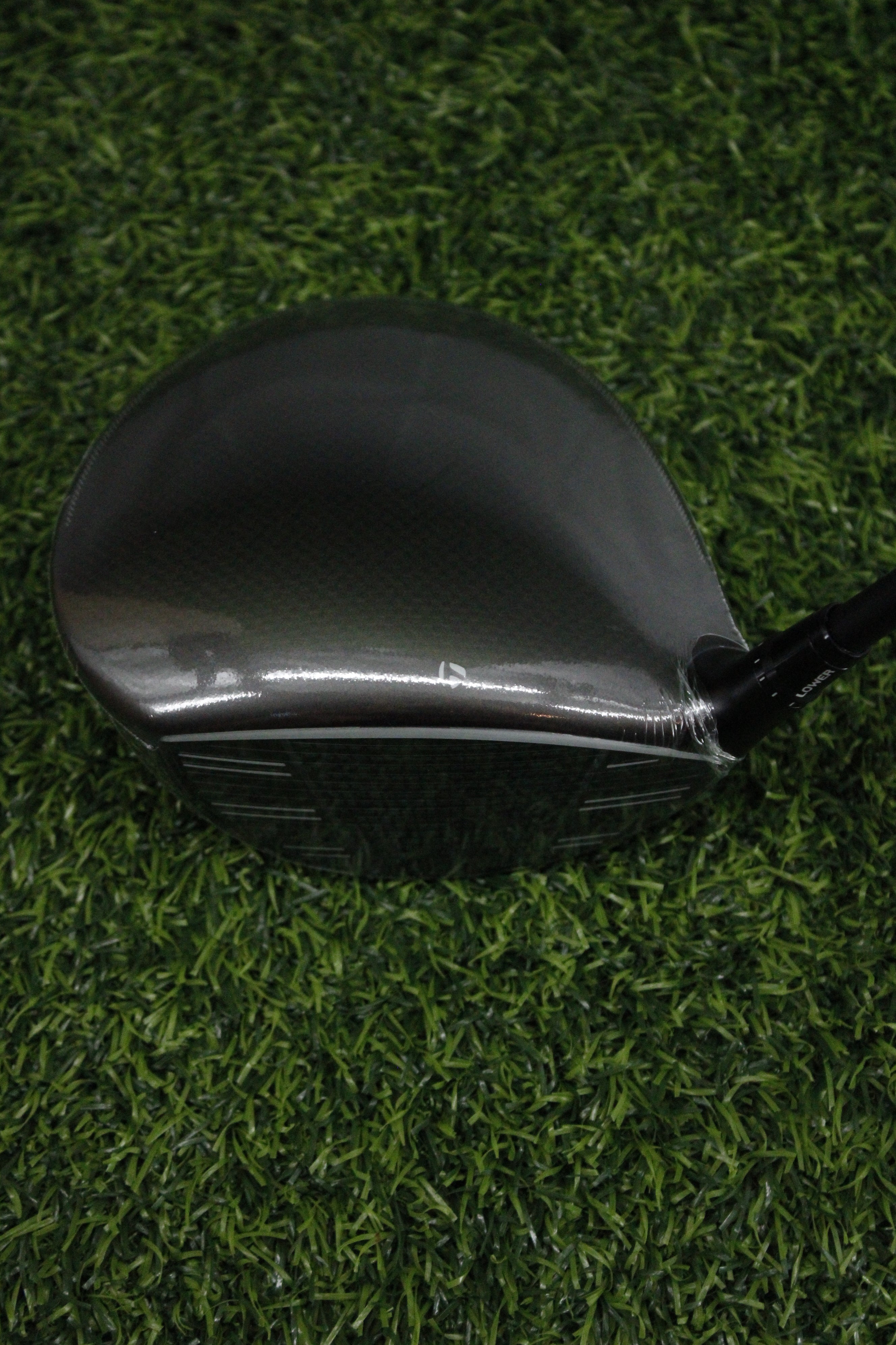NEW TaylorMade Qi4D Max 9° Driver S Flex 45"