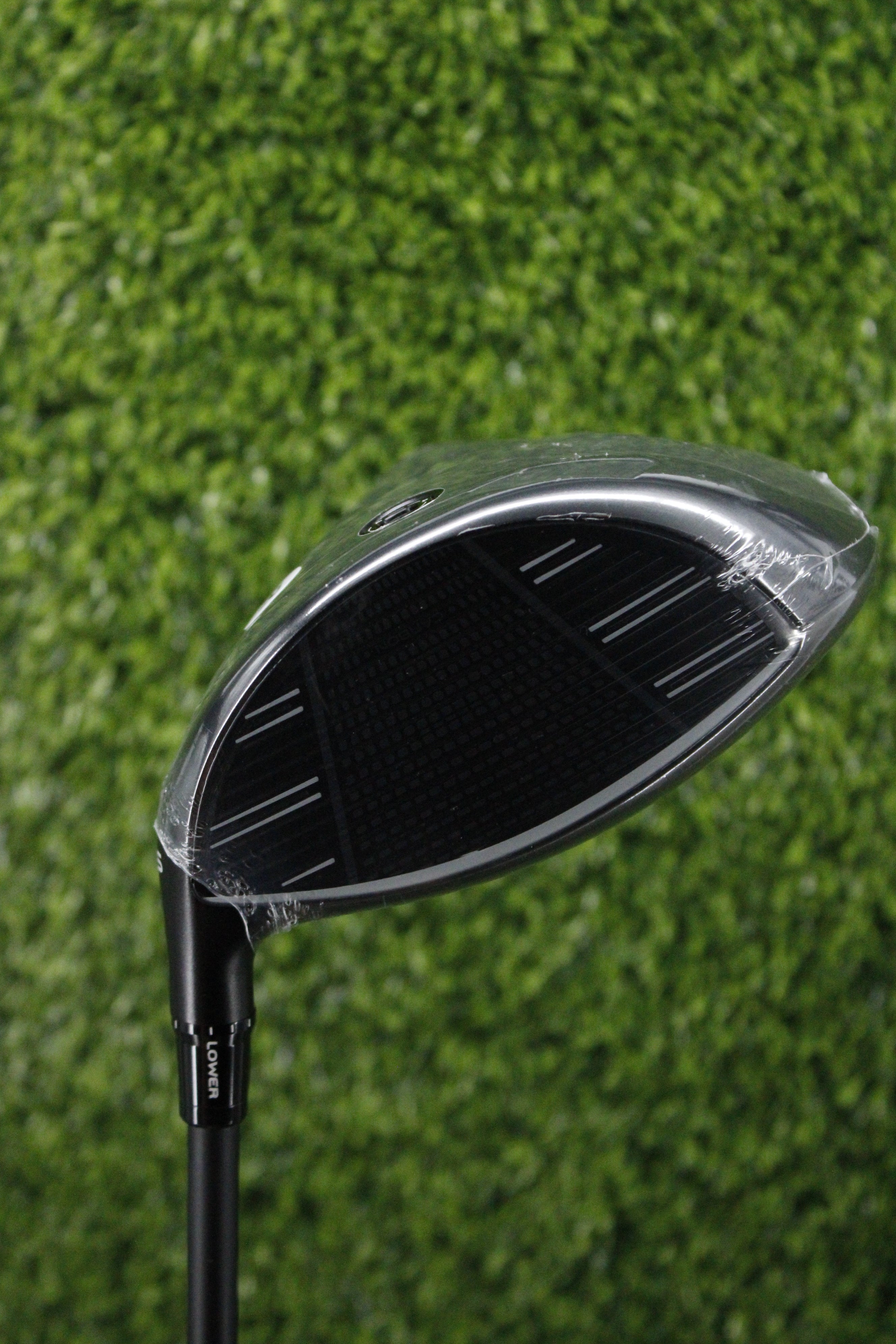 NEW TaylorMade Qi4D Max 10.5° Driver R Flex 45"