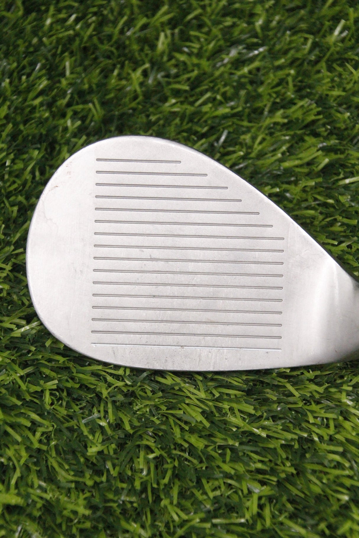 XE1 The Ultimate Sandwedge 65° LW Wedge Flex 35.5"